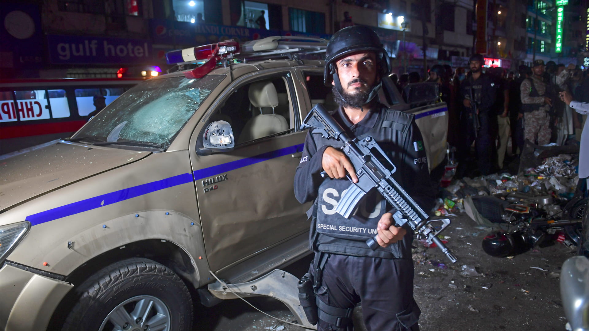 صورة بعنوان: قتيل و12 جريحاً على الأقل في هجوم بقنبلة بكراتشي الباكستانية 