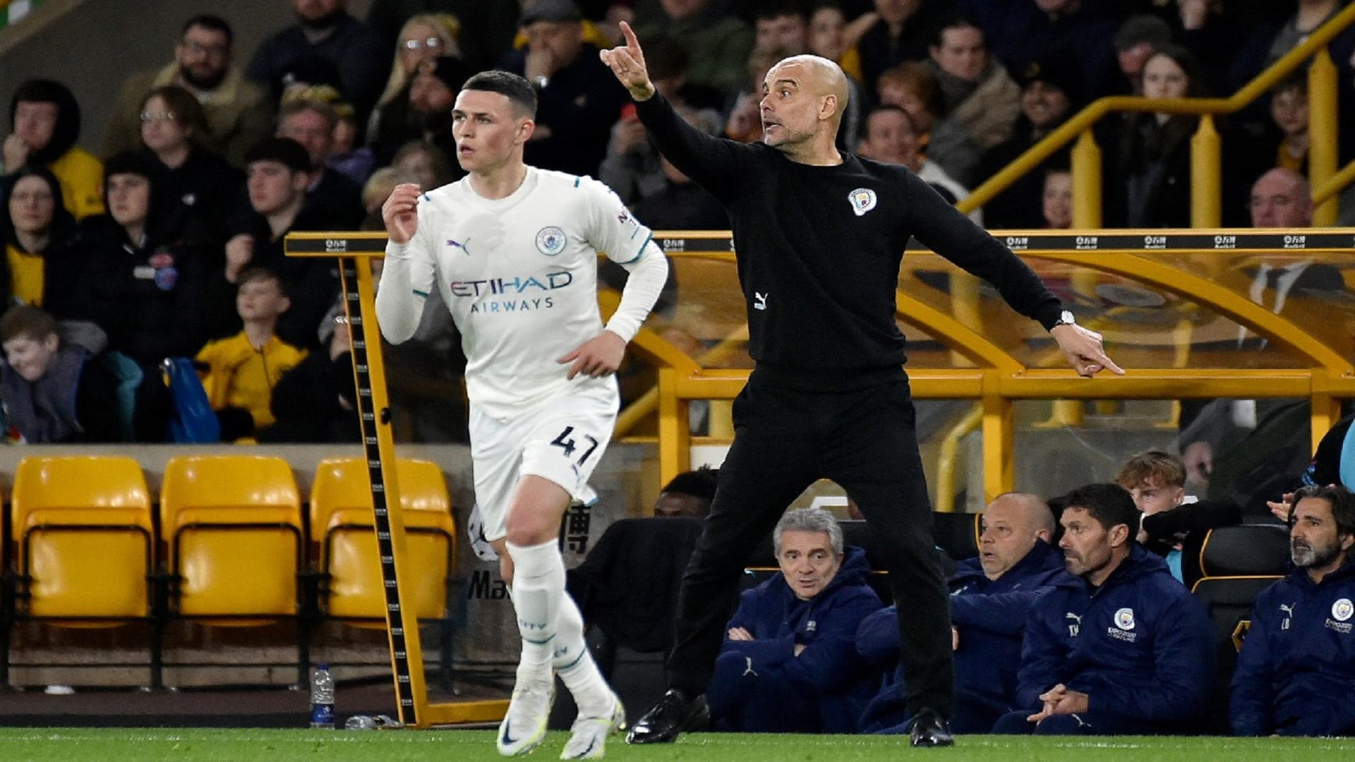 صورة بعنوان: مانشستر سيتي يقسو على وولفرهامبتون في الدوري الإنجليزي 