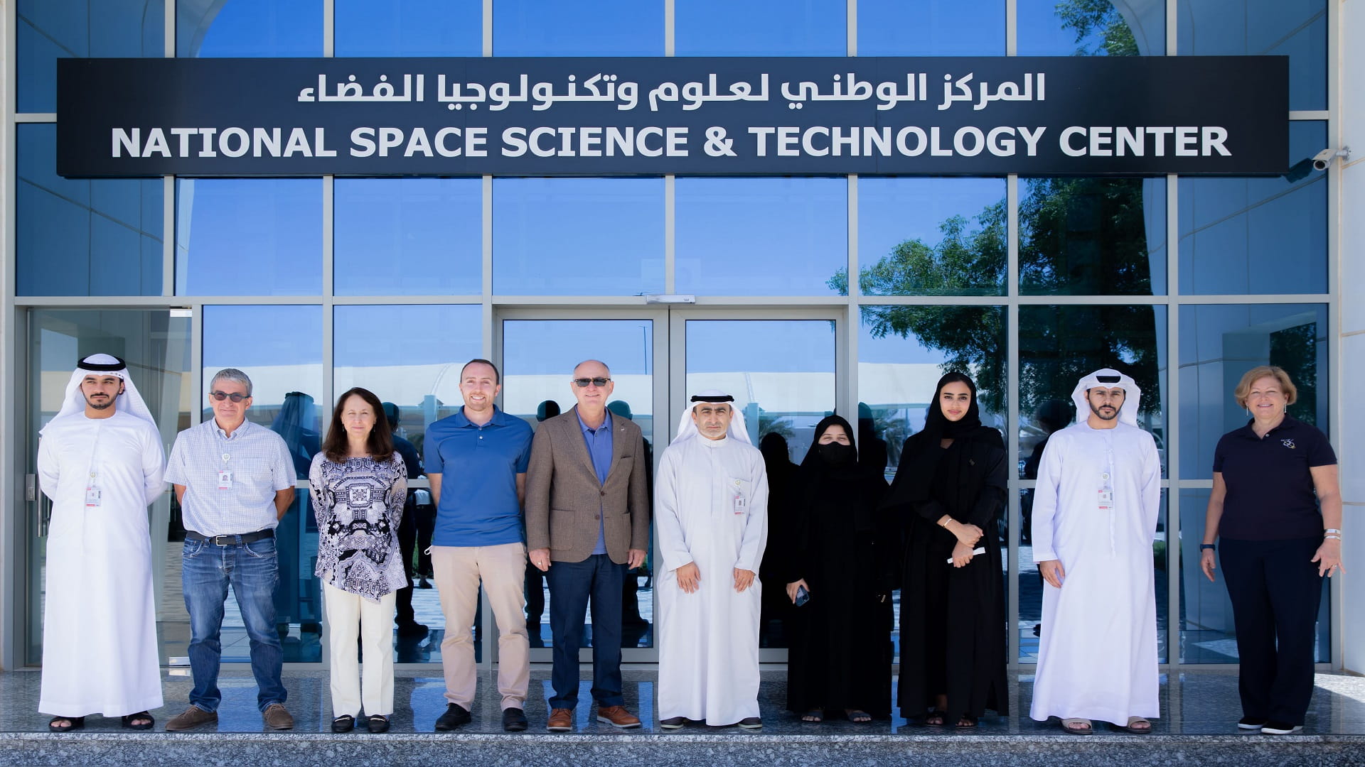 صورة بعنوان: وفد "ناسا" والمركز الوطني لعلوم وتكنولوجيا الفضاء يبحثان التعاون  