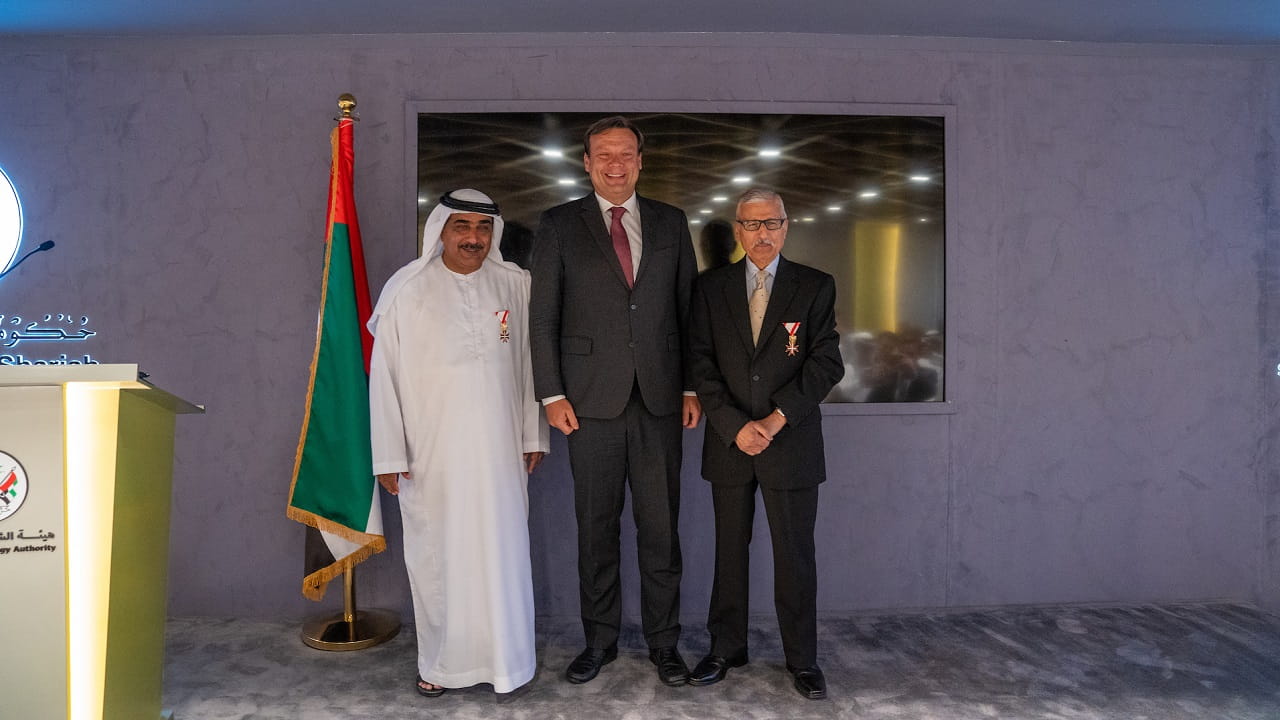 Image for the title: Austria bestows the Gold Accolade on SAA 