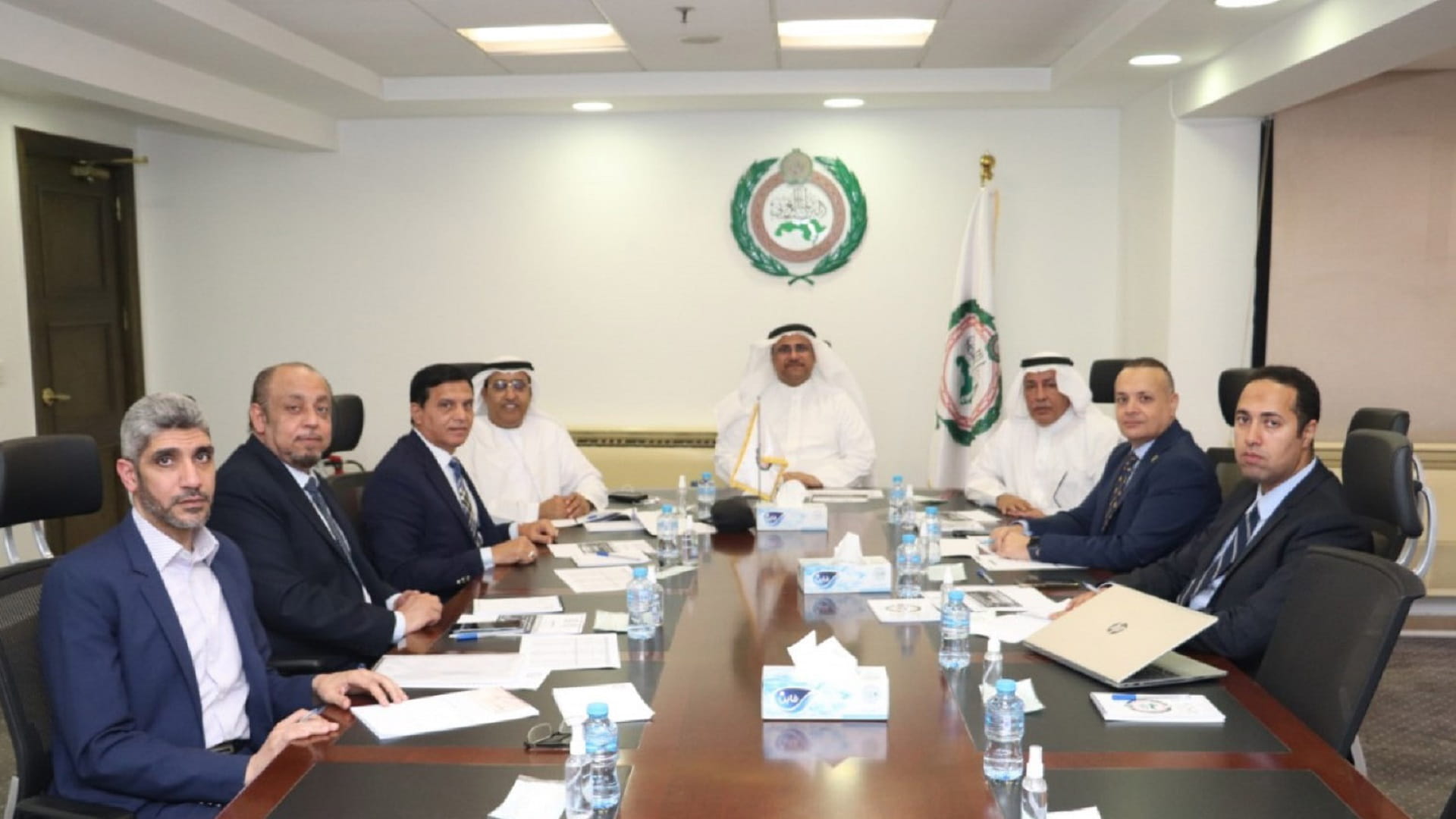 صورة بعنوان: "الوطني" يشارك في اجتماع "منتدى التكامل الاقتصادي العربي" 