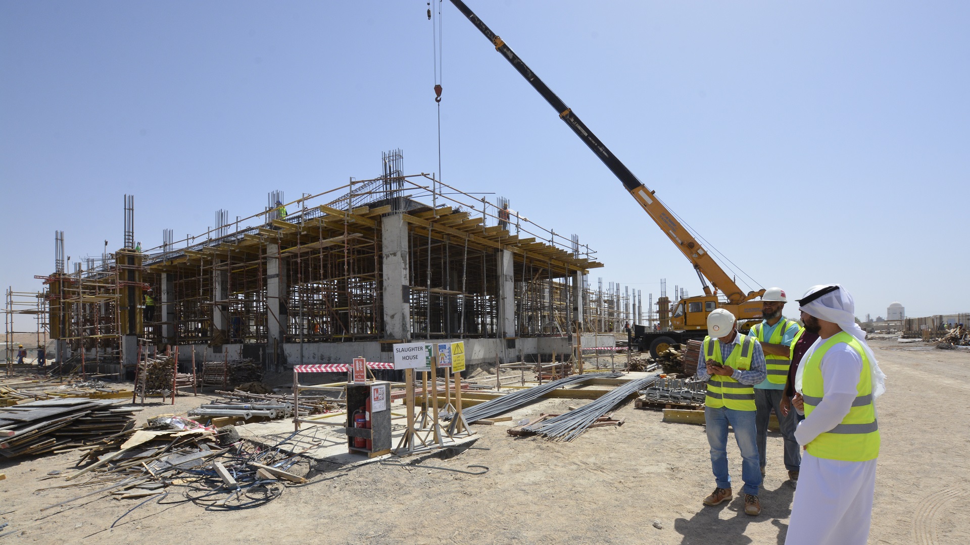 صورة بعنوان: أشغال الشارقة: إسناد 49 أمر تكليف للشركات خلال الربع الأول 2022 