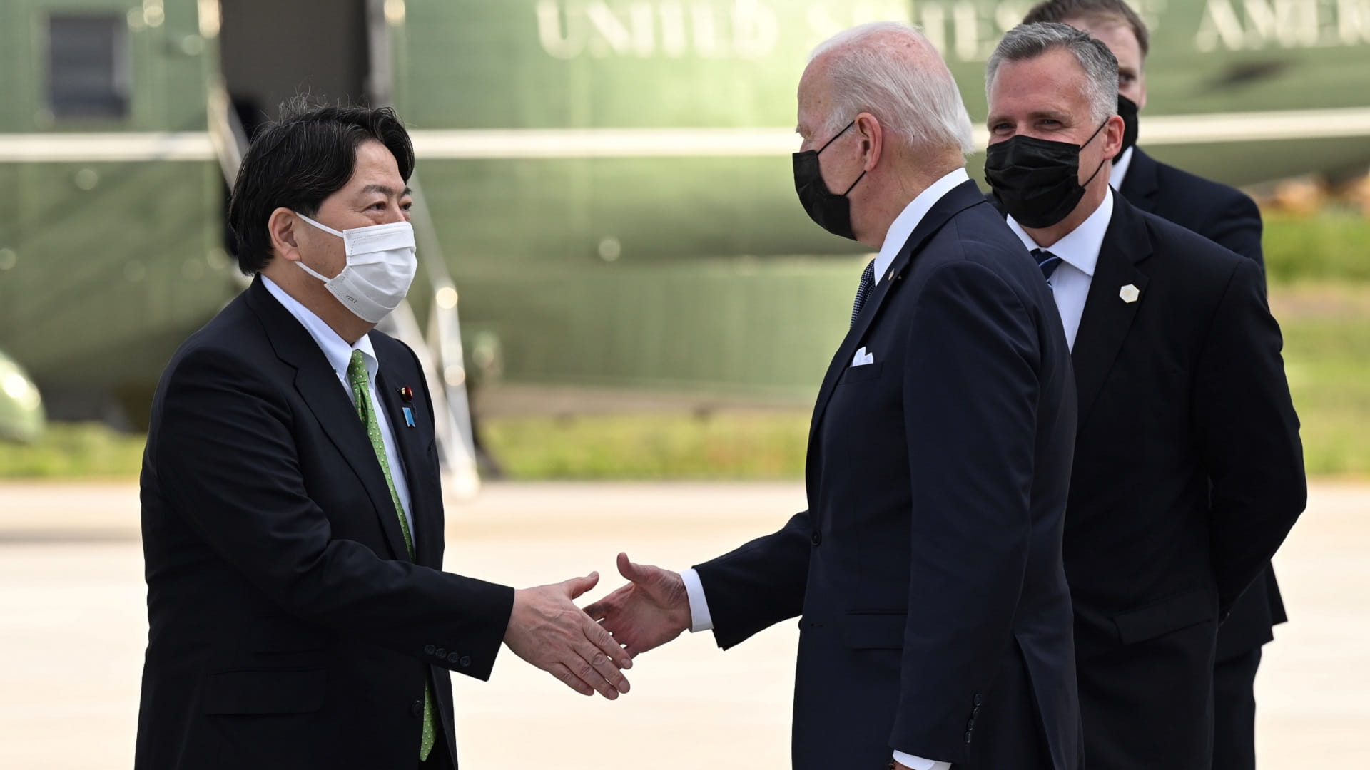 Image for the title: Biden in Japan to launch regional economic plan to counter China 