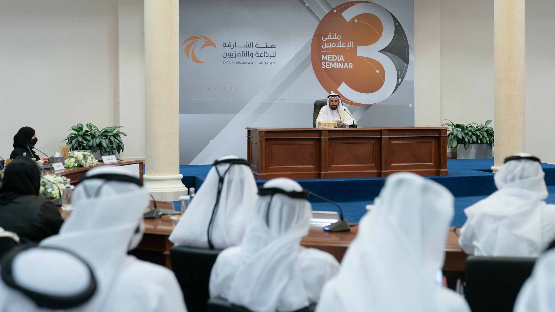 صورة بعنوان: سلطان القاسمي يشهد ملتقى الإعلاميين لـ"الشارقة للإذاعة والتلفزيون" 