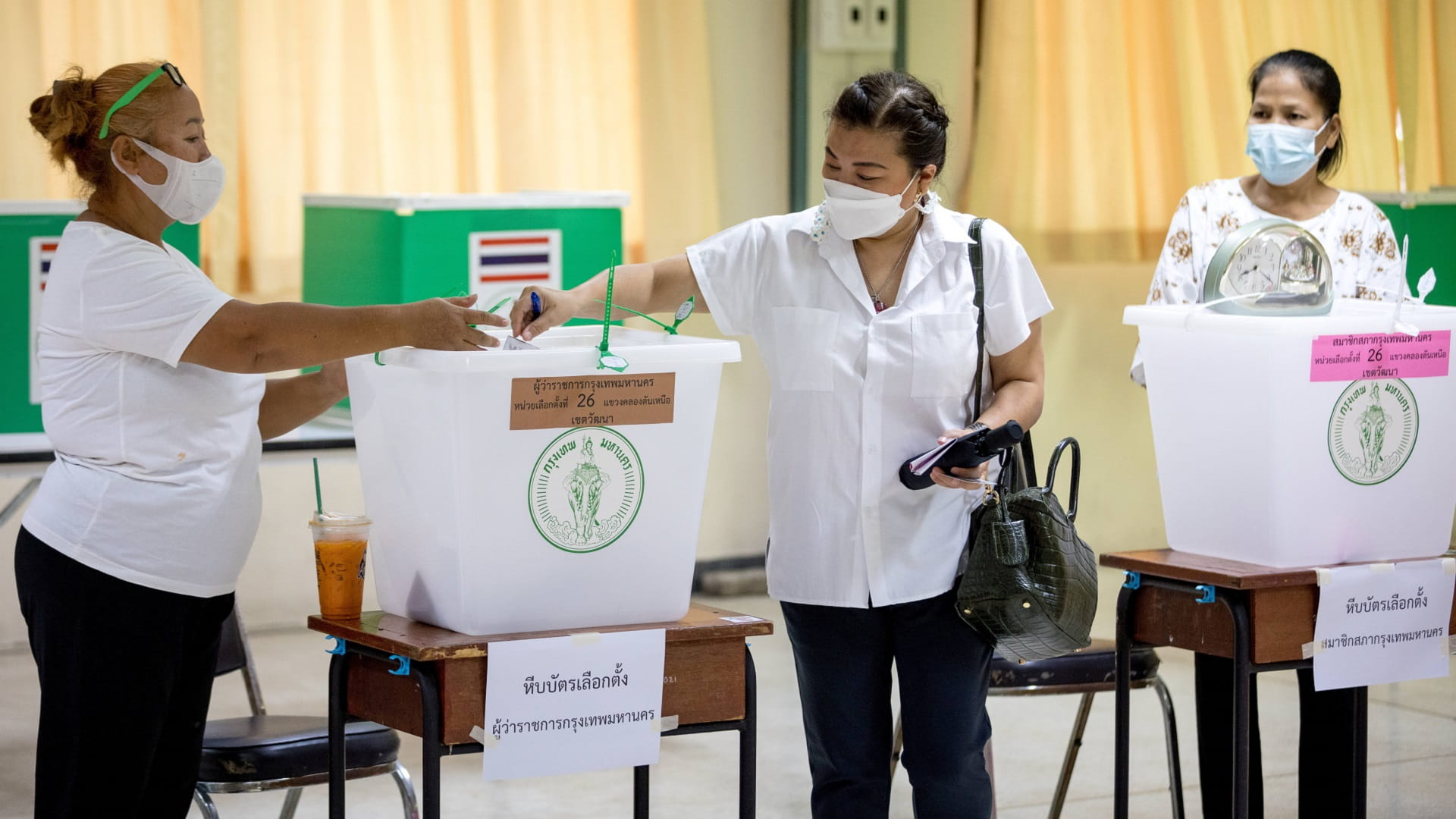 Image for the title: Bangkok votes for new governor for first time in decade 
