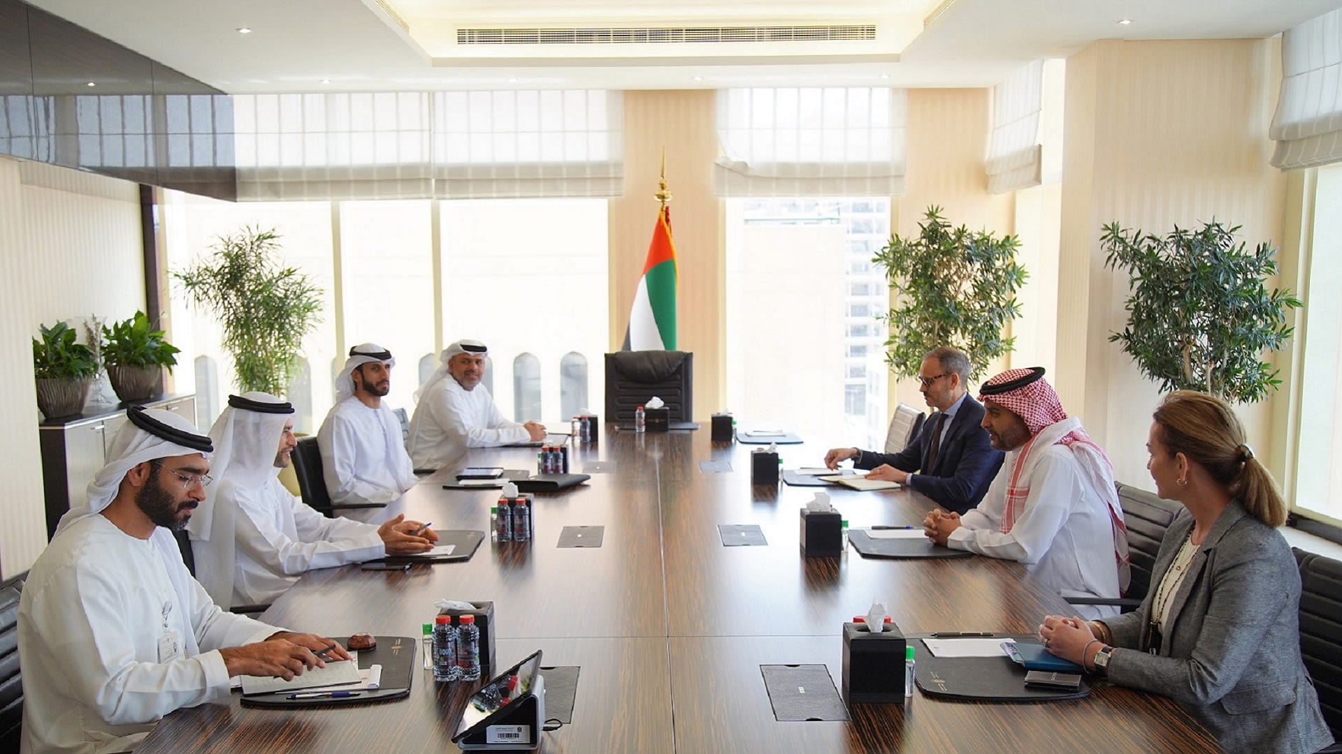 صورة بعنوان: وزارة المالية و"أوبك للتنمية الدولية" يبحثان التعاون 