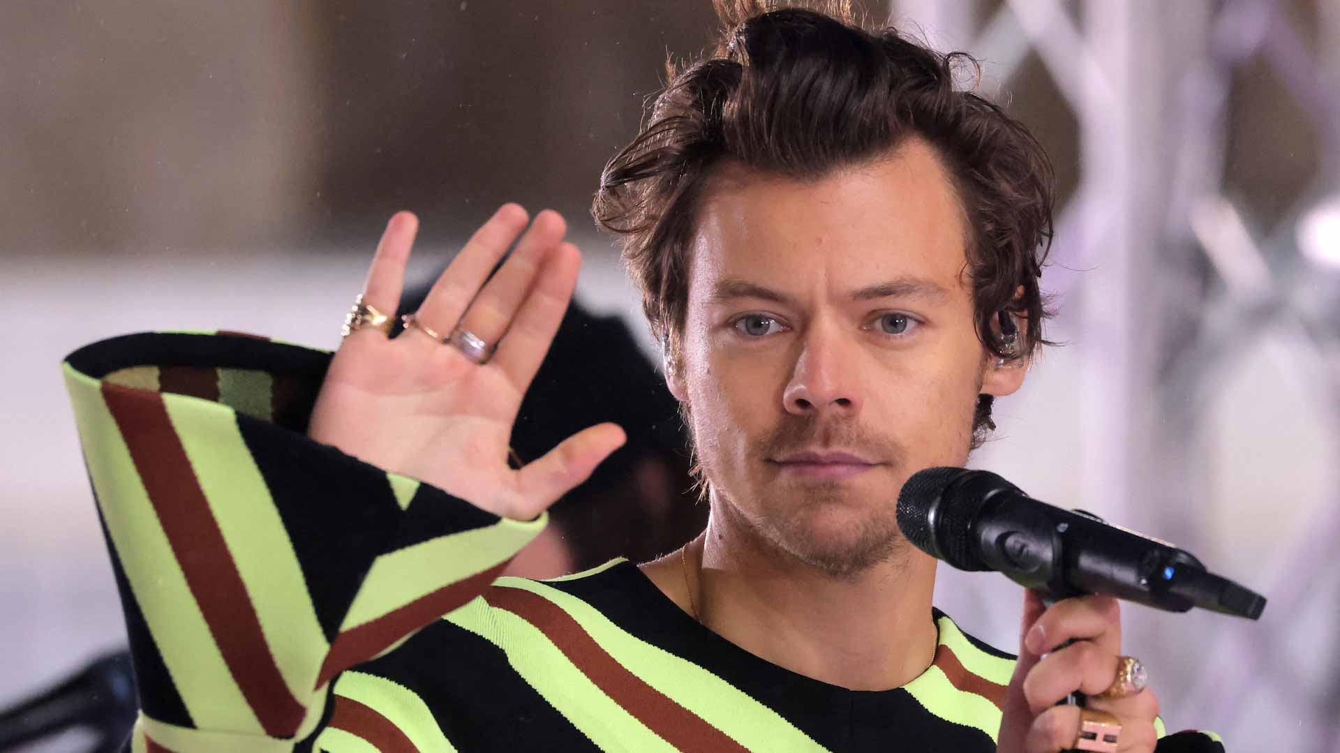 Image for the title: Harry Styles launches new album tour in New York 