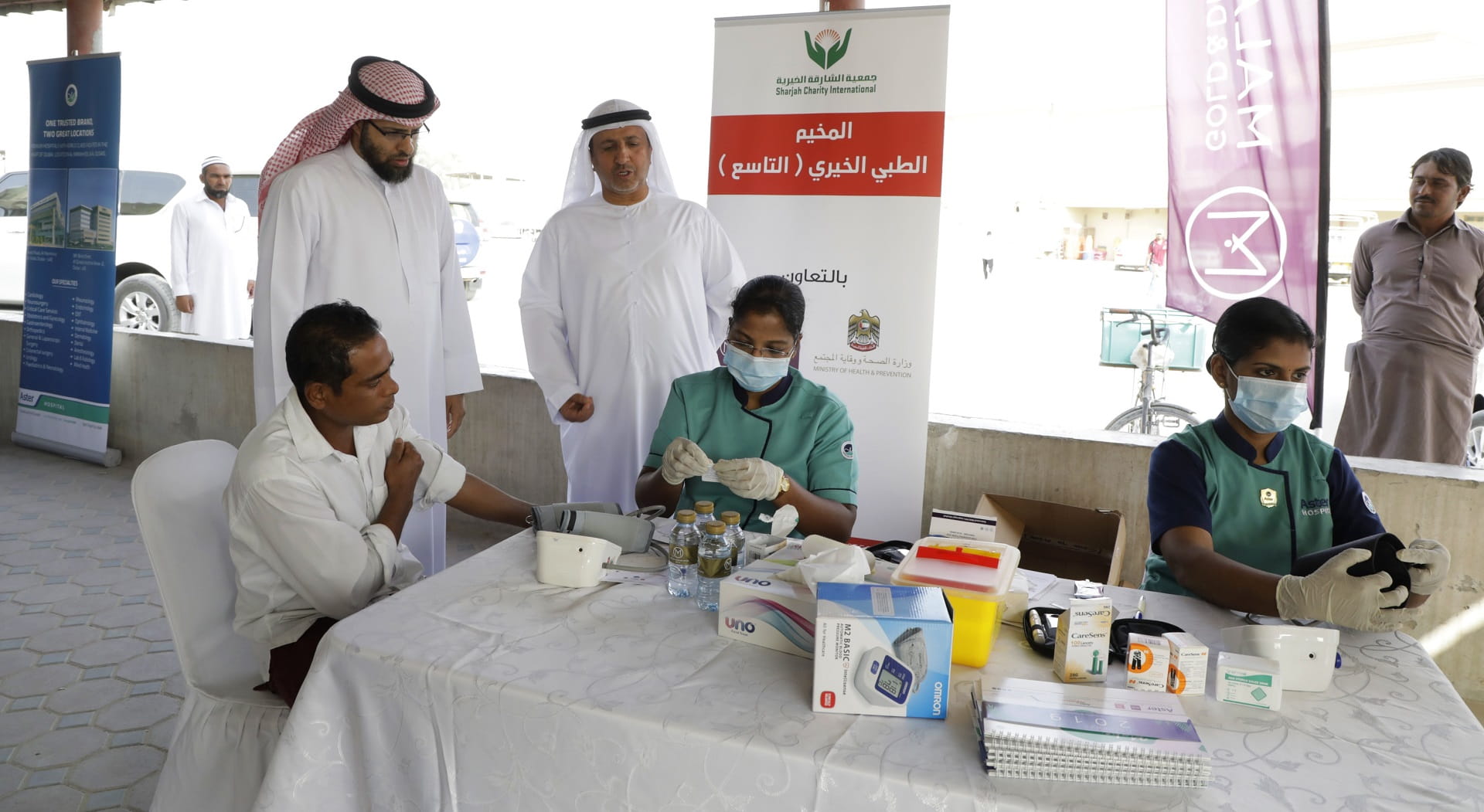 صورة بعنوان: "الشارقة الخيرية" تنفذ 10 مخيمات طبية خلال 5 سنوات 