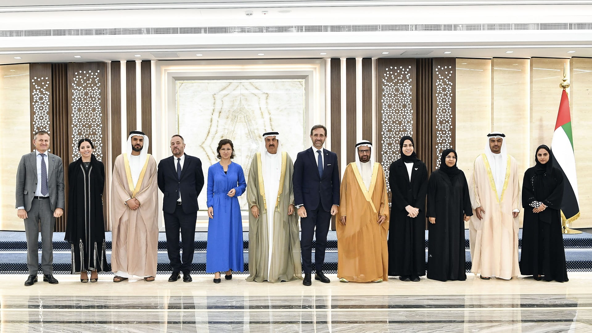 صورة بعنوان: "الوطني الاتحادي" يبحث مع وفد من البرلمان الأوروبي تعزيز التعاون  