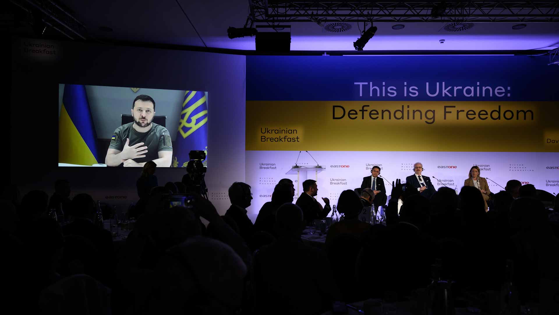 صورة بعنوان: بعد 3 أشهر.. زيلينسكي يأسف لغياب "وحدة الصف" بين الدول الغربية 