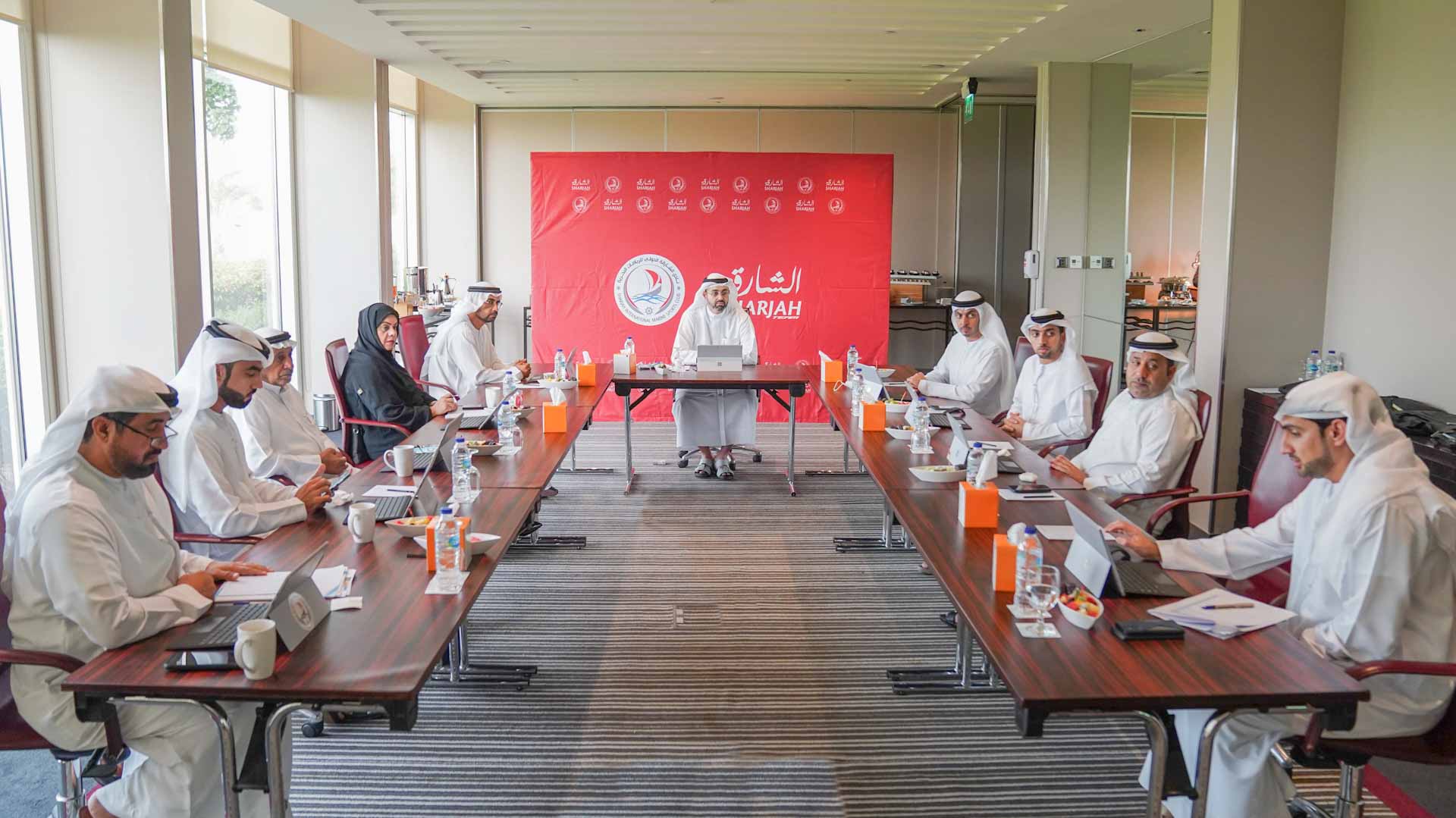 صورة بعنوان: نادي الشارقة البحري ينظم حملة لتوعية مستخدمي الدراجات المائية 