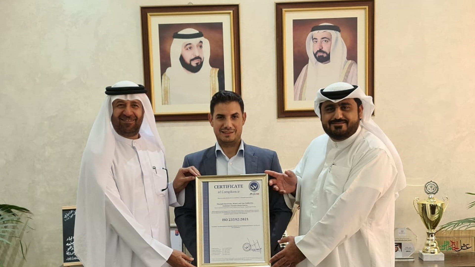 صورة بعنوان: "كهرباء الشارقة" تضيف 4 شهادات آيزو إلى سجلها الحافل بالتميز 
