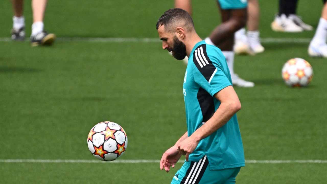 صورة بعنوان: كريم بنزيما قريب من تحطيم رقم قياسي لرونالدو في الأبطال  