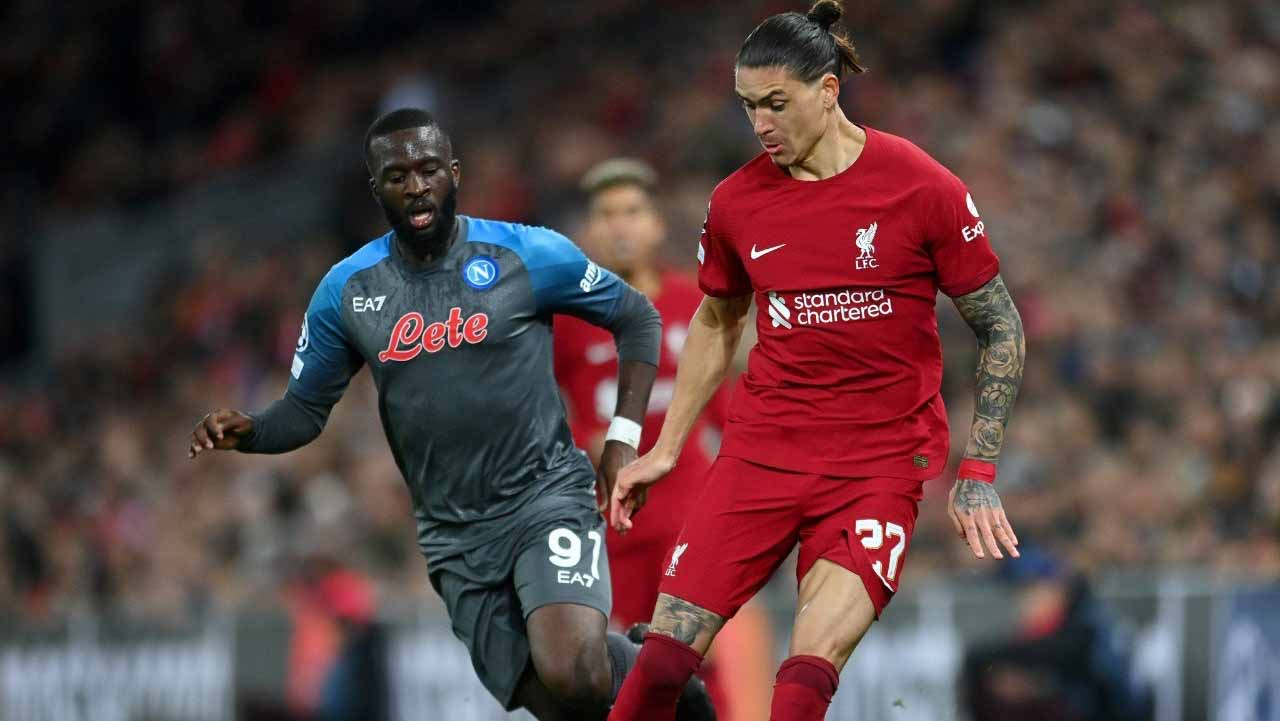 صورة بعنوان: نابولي يتصدر المجموعة الأولى بدوري أبطال أوروبا  