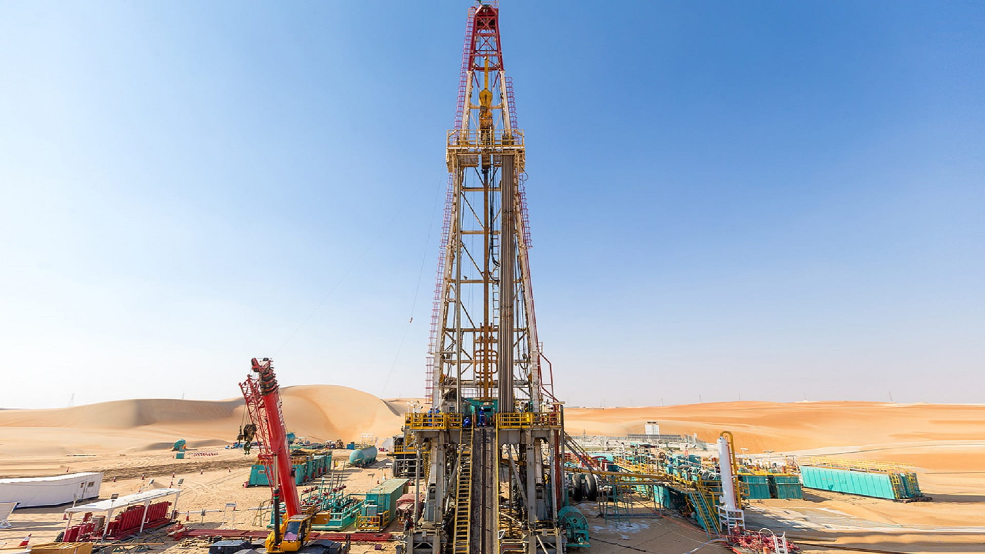 صورة بعنوان: أدنوك للحفر تحصل على عقد بـ5.87 مليار درهم لخدمات الحفر المتكاملة 