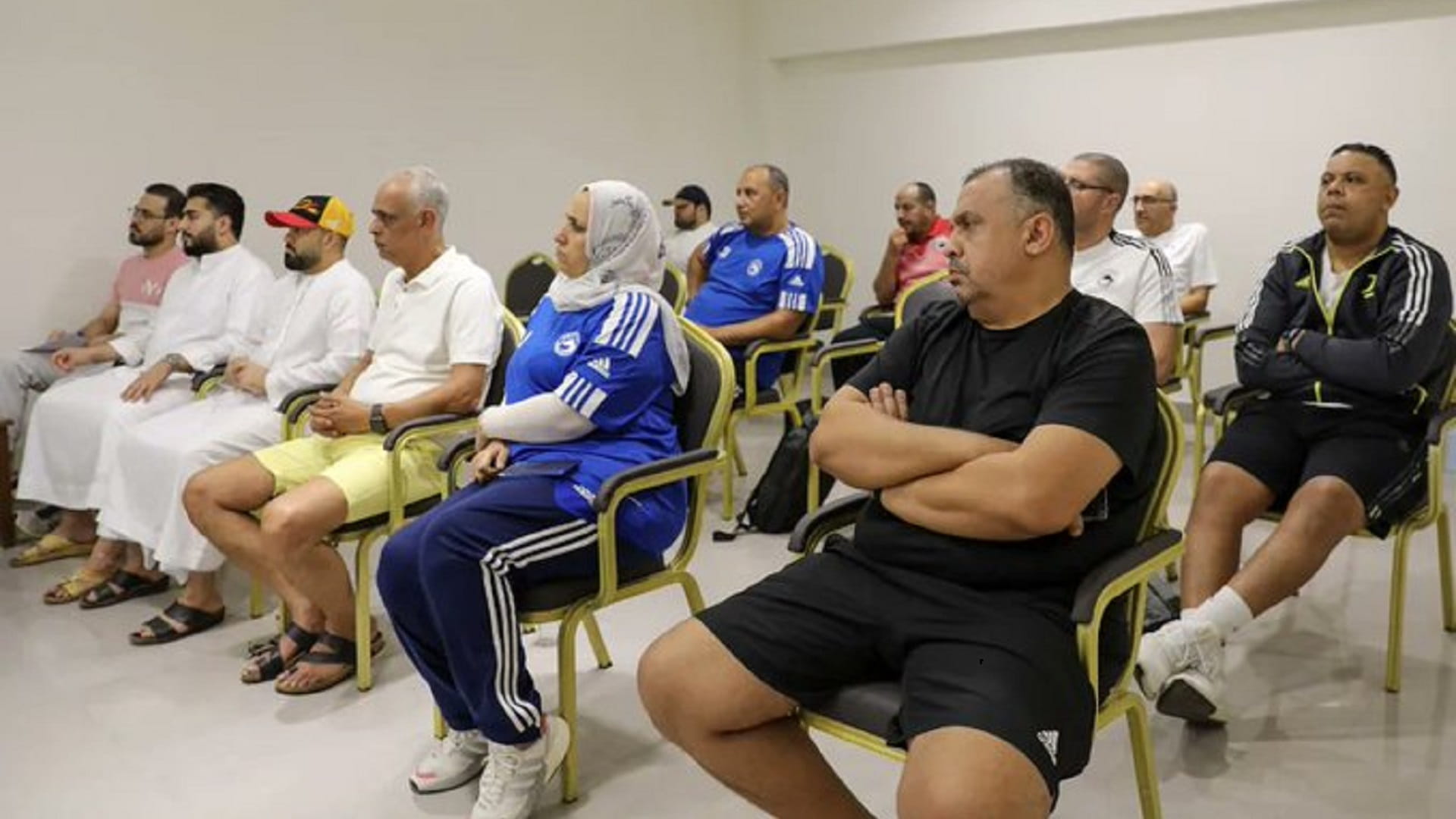 صورة بعنوان: نادي الشارقة يناقش خطط تطوير فرق كرة اليد  