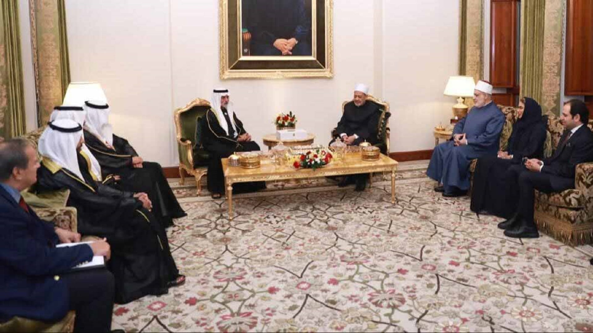 صورة بعنوان: شيخ الأزهر يشيد بجهود الإمارات في نشر قيم الأخوة والتسامح 