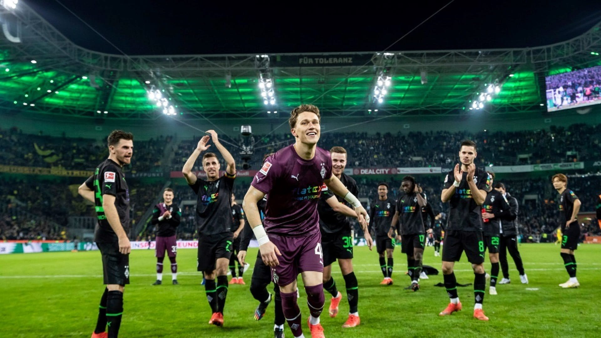 صورة بعنوان: مونشنغلادباخ يقسو على بوروسيا دورتموند في الدوري الألماني 