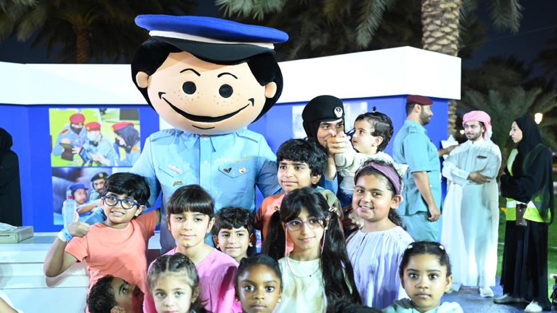 صورة بعنوان: شرطة الشارقة تختتم مشاركتها في مهرجان أجيال الرابع 