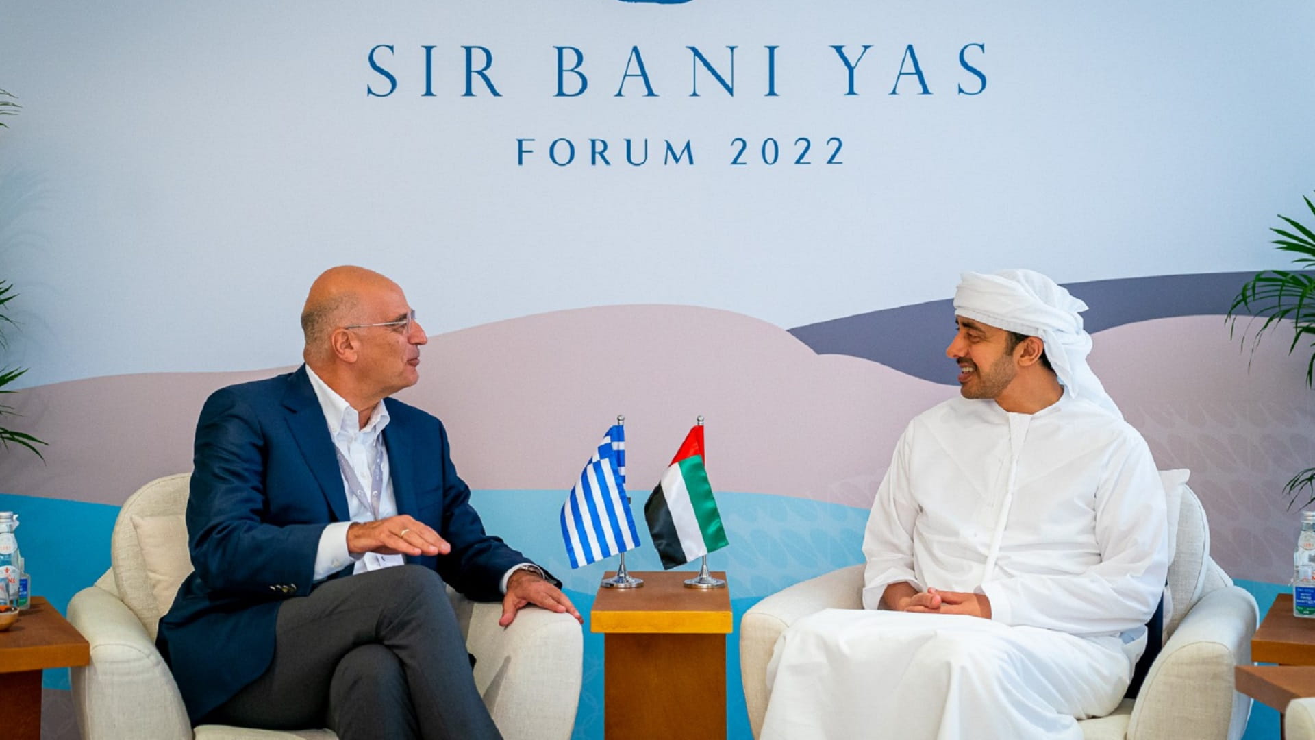 Image for the title: UAE, Greek FMs review bilateral relations 