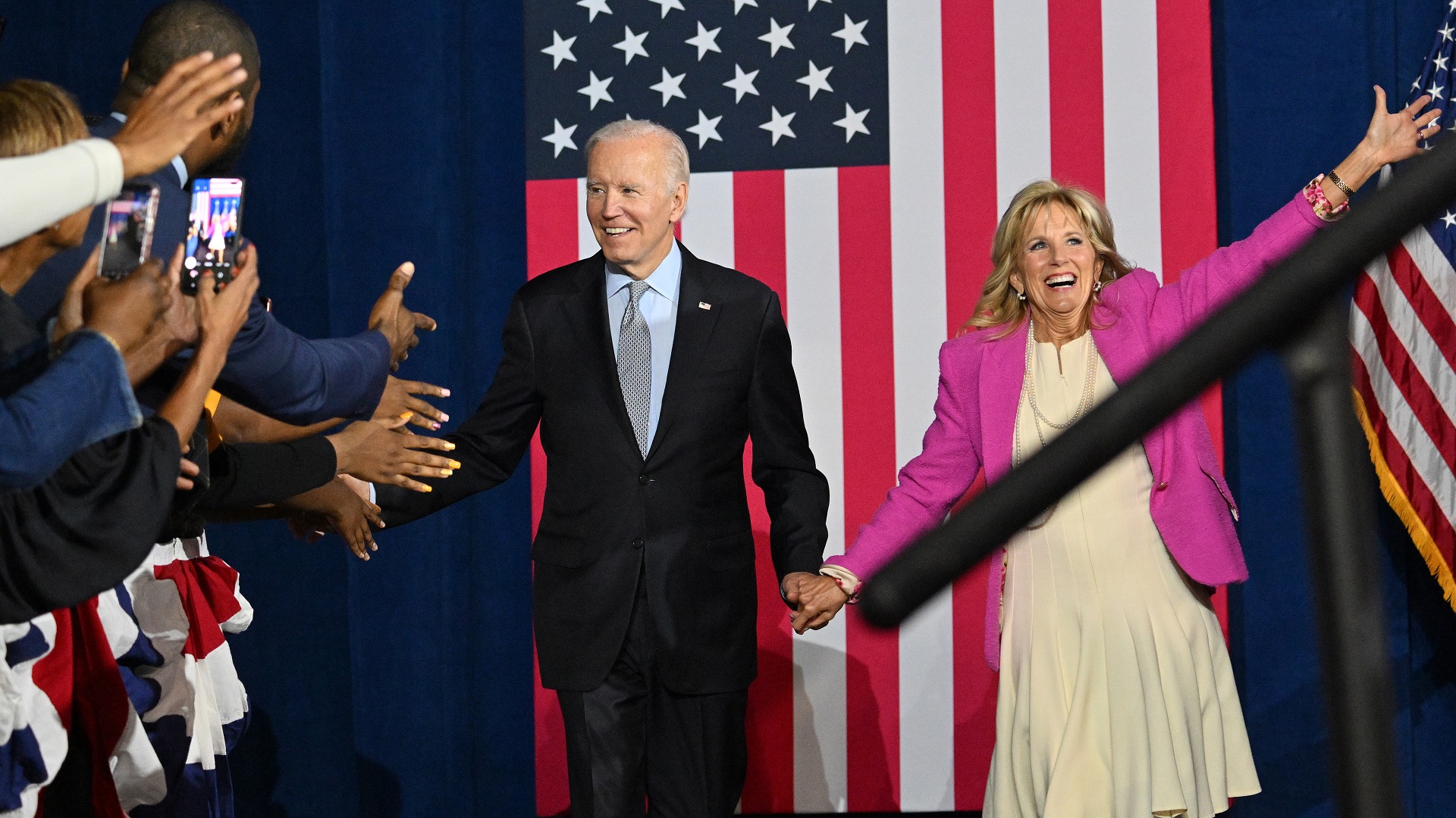 Image for the title: US votes with Biden agenda at stake -- and Trump in the wings 