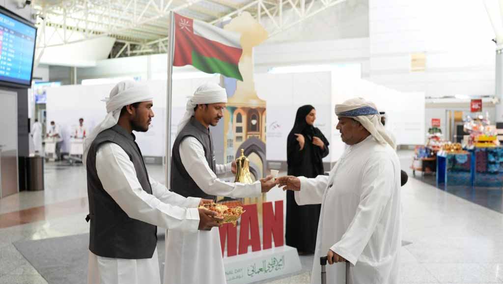 Image for the title: Sharjah Airport commemorates Oman's 52nd National Day 