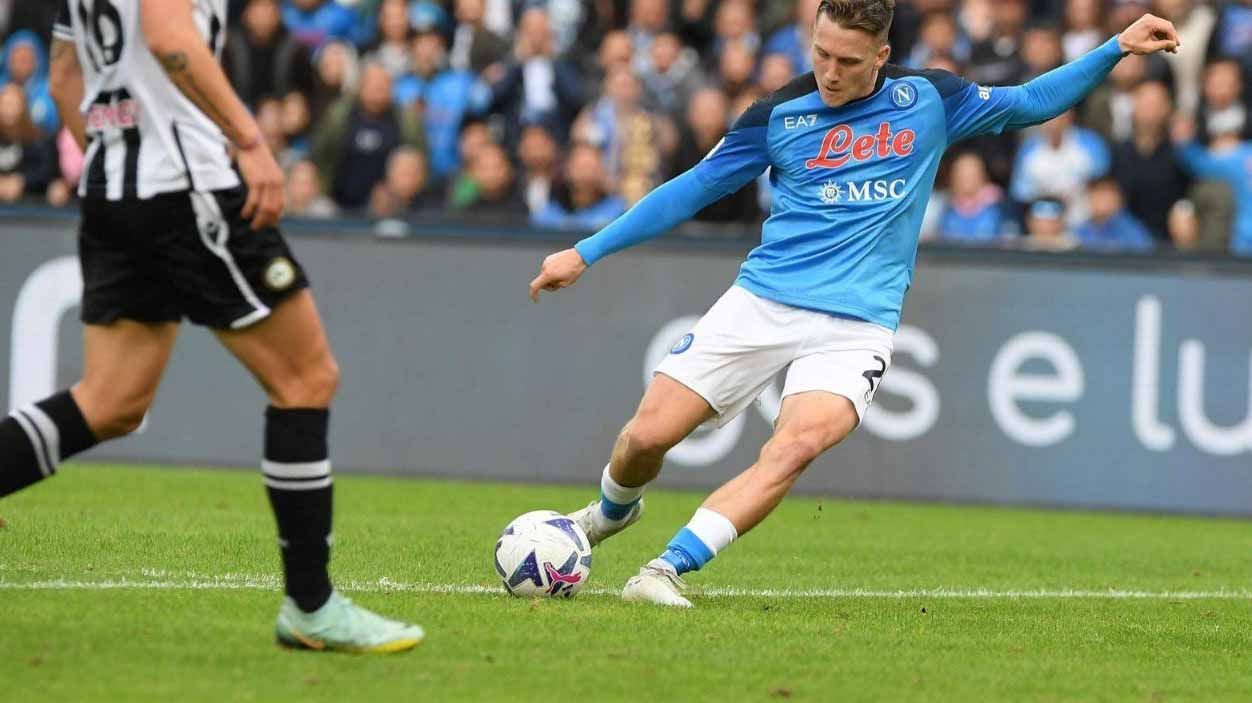 صورة بعنوان: نابولي يحافظ على صدارة الدوري الإيطالي  