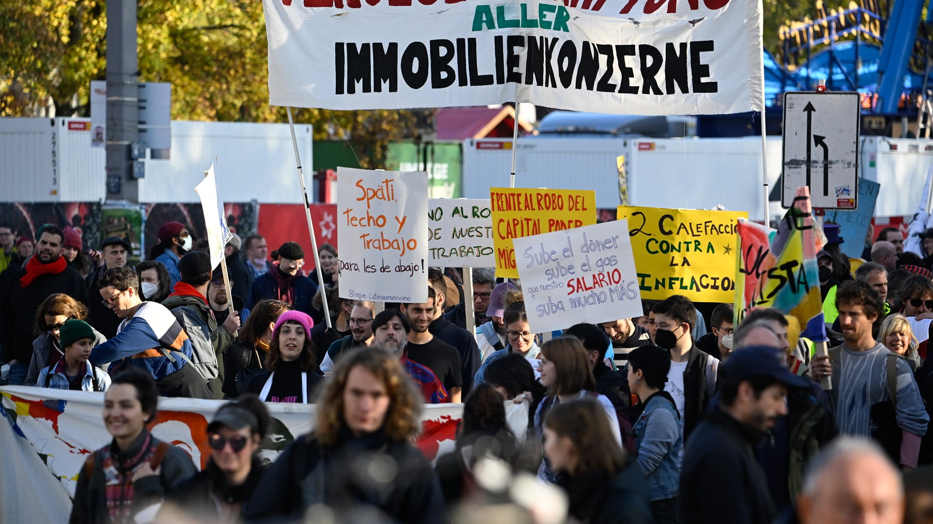 Image for the title: Thousands protest in Berlin over price rises 