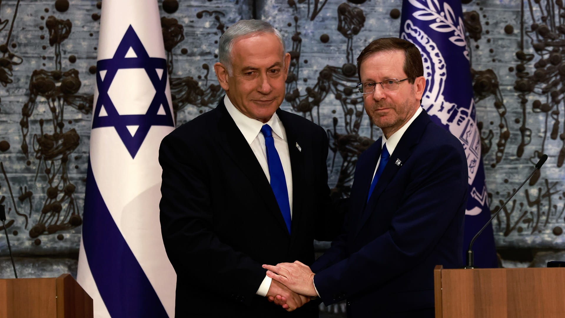 Image for the title: Israel president taps Netanyahu to form government 