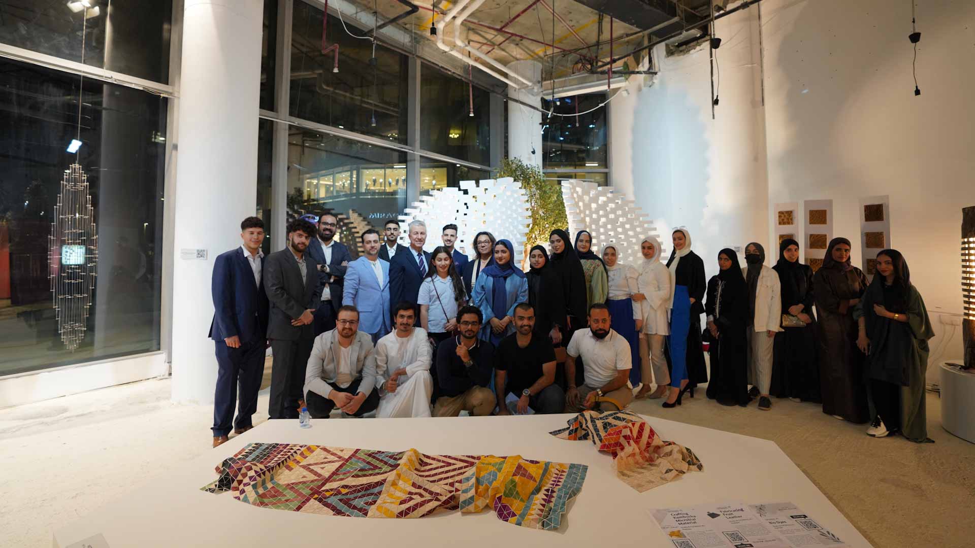 صورة بعنوان: طلبة جامعة الشارقة يشاركون بمشاريع متميزة في أسبوع دبي للتصميم 