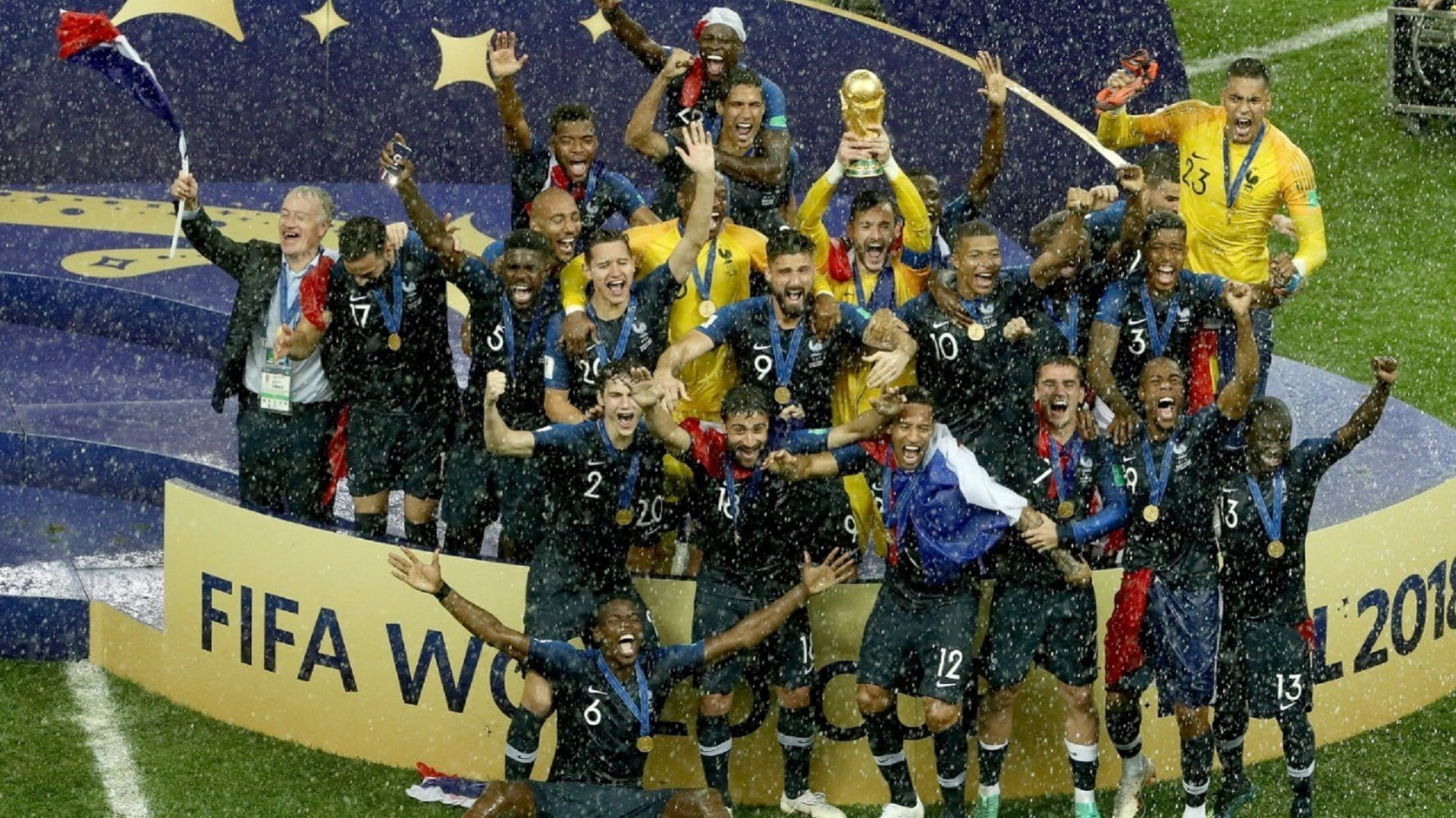 صورة بعنوان: حلقات مونديالية.. فرنسا تتوج باللقب للمرة الثانية في تاريخها 