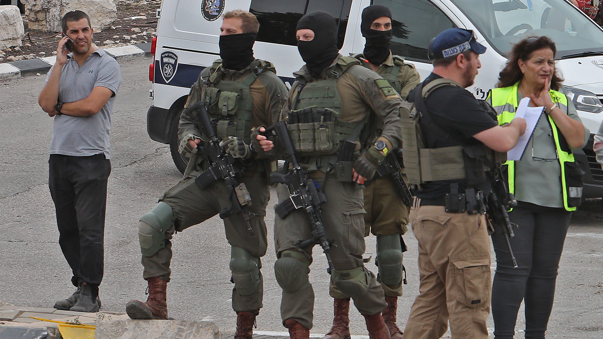 صورة بعنوان: مقتل 3 إسرائيليين طعناً في الضفة الغربية 