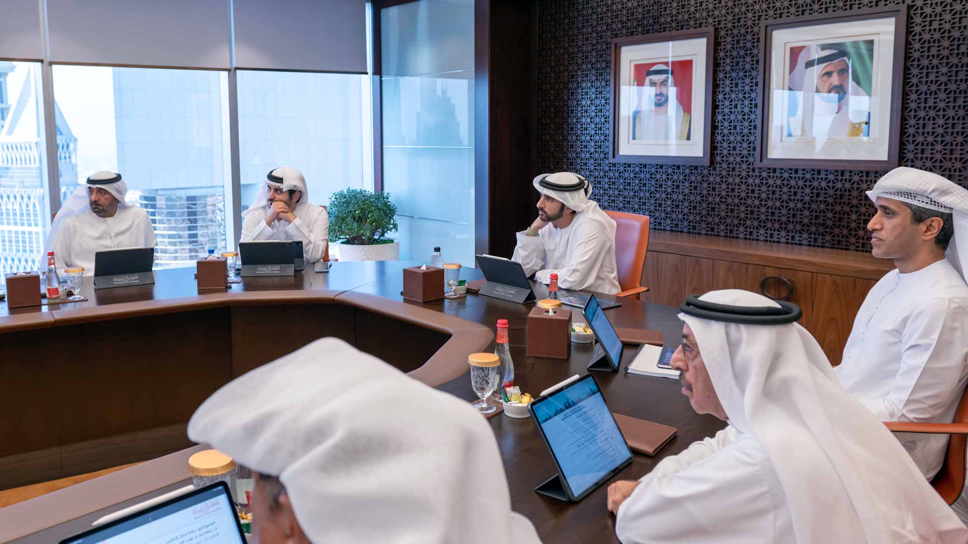 Image for the title: EC approves roadmap to make transport emission free by 2050 