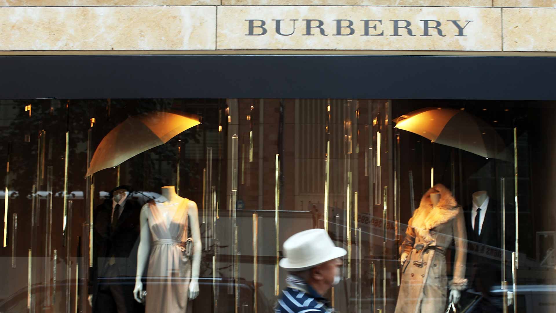Image for the title: Burberry sets fashion sales goals following increase in tourists 