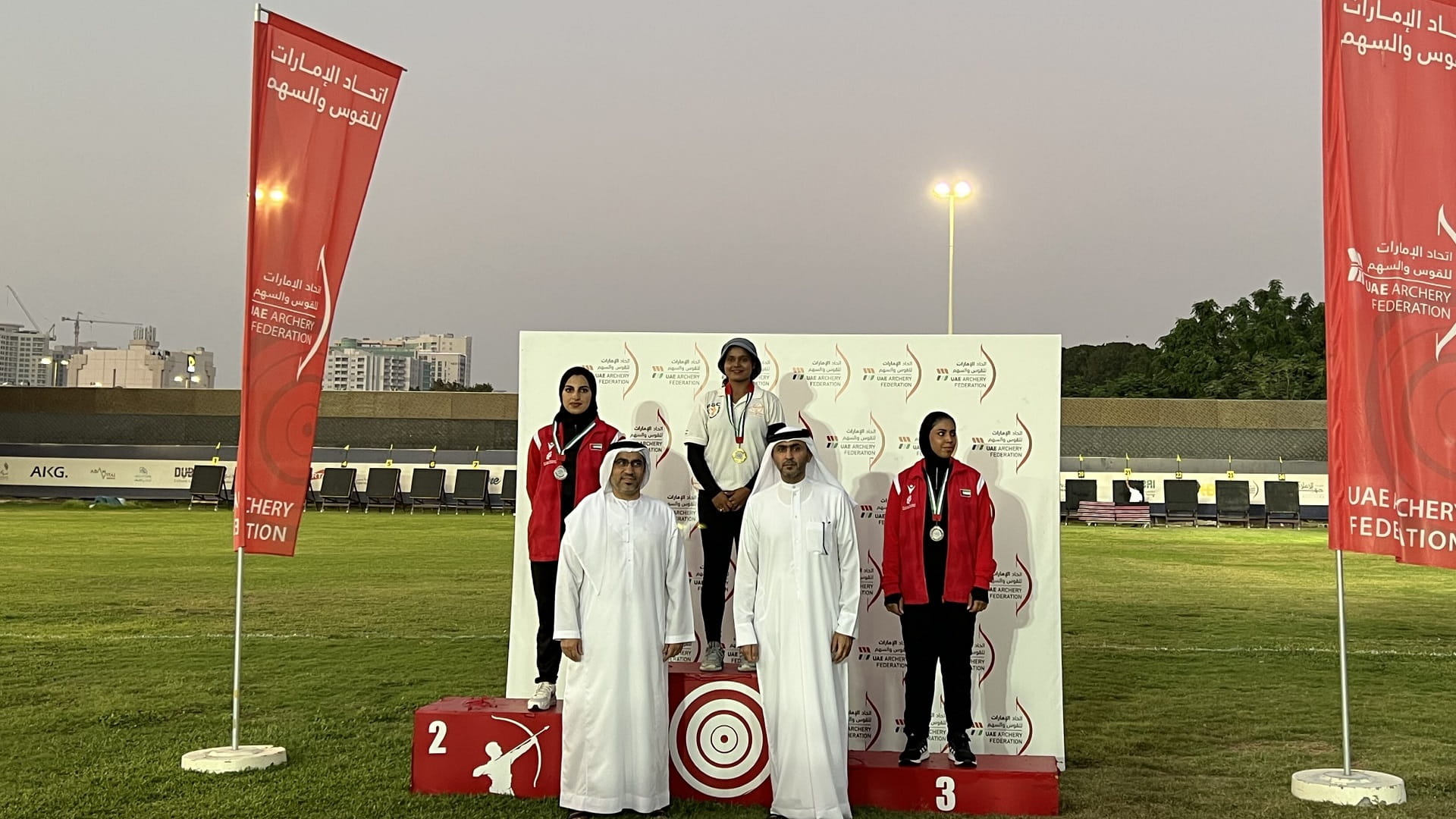 صورة بعنوان: "رياضة المرأة بالشارقة" تحصد 6 ميداليات في دوري القوس والسهم 