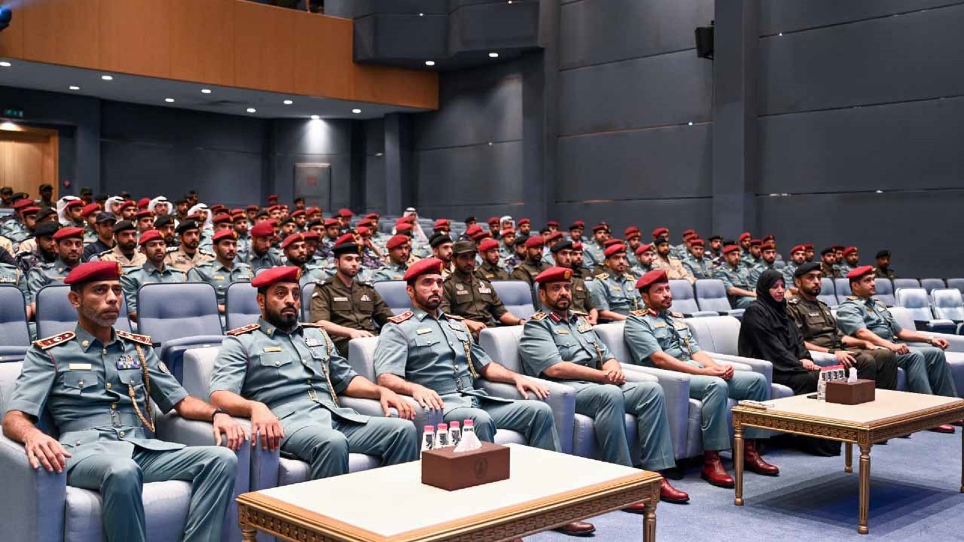 صورة بعنوان: اللواء الشامسي يشهد انطلاق دورة التأهيل للترقي لرتبة ملازم-الثانية 