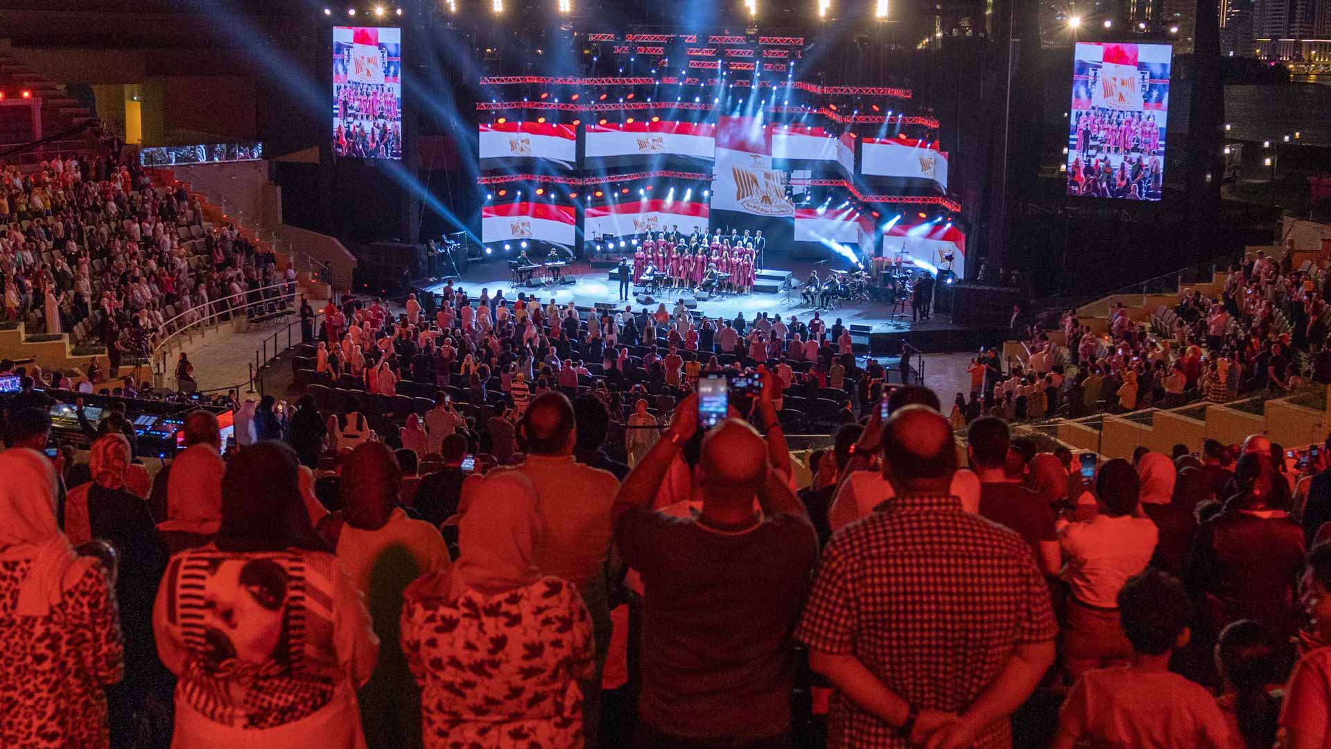 صورة بعنوان: حمزة نمرة و"روح الشرق" يتألقان في مسرح المجاز 