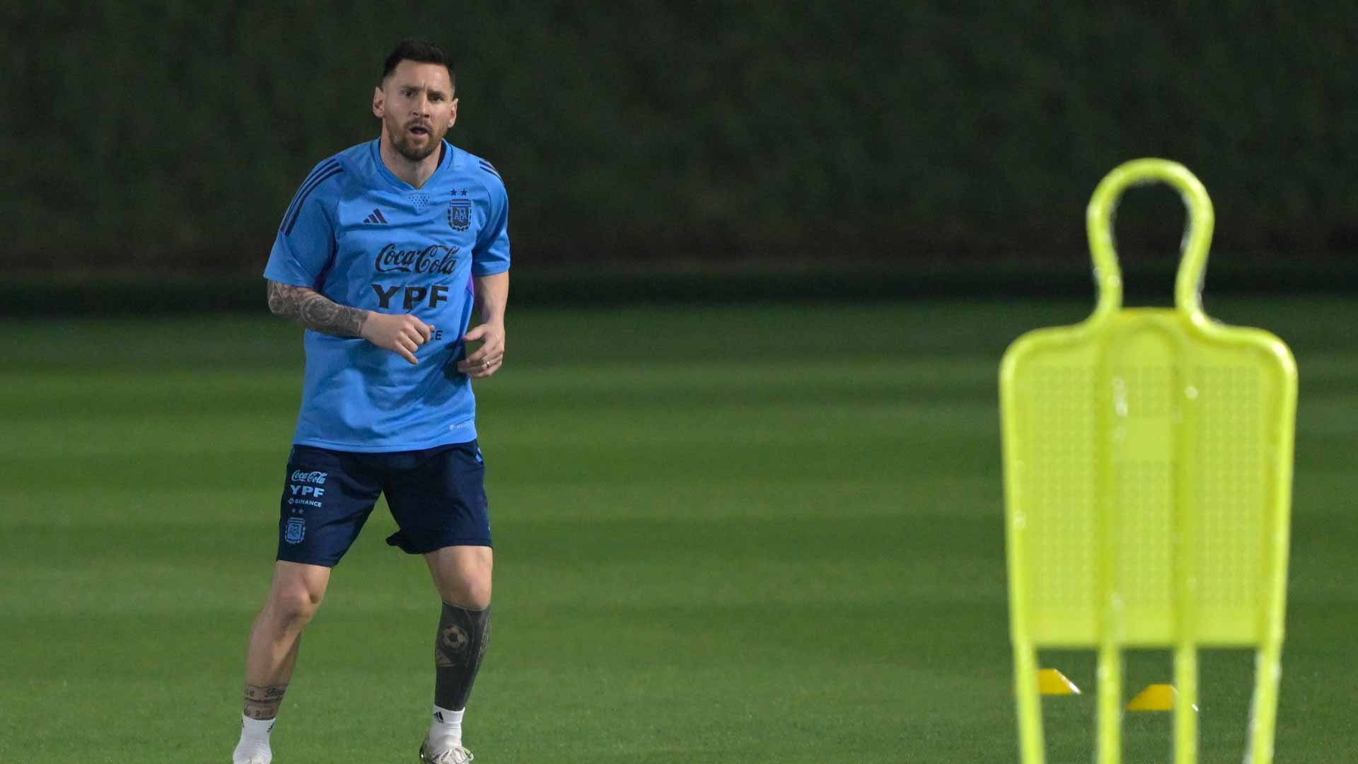 صورة بعنوان: ميسي يقود كتيبة الأرجنتين أمام السعودية في مونديال 2022 