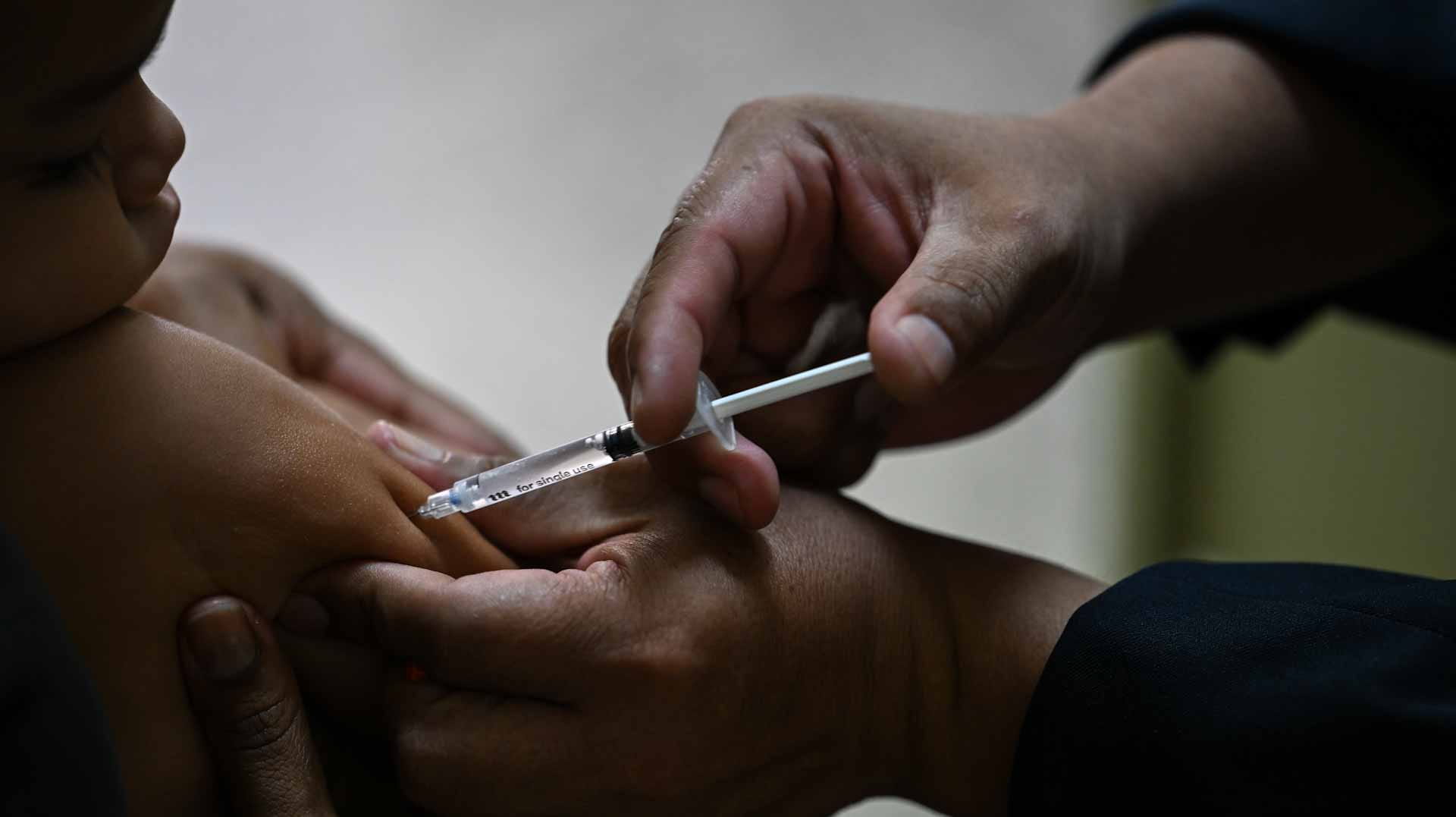 Image for the title: Measles now an imminent global threat due to pandemic: WHO and CDC 