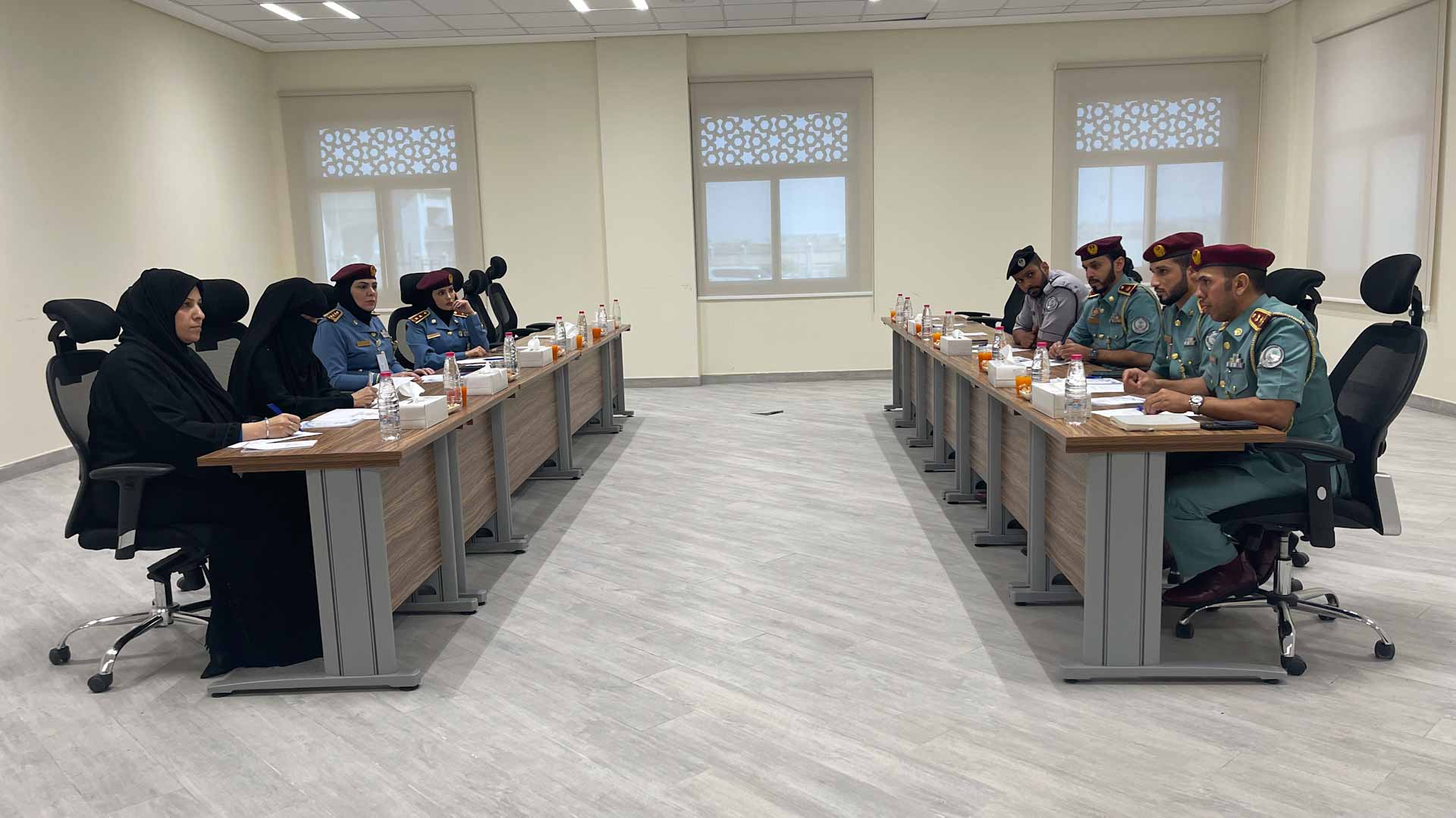 صورة بعنوان: "اجتماعية الشارقة"تطلع على خدمات القيادة العامة المقدمة لكبار السن 