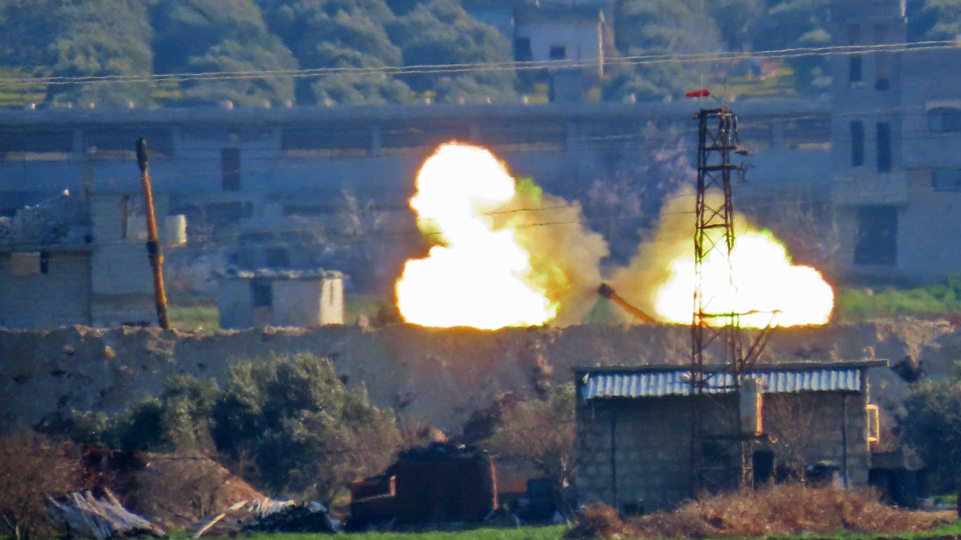 Image for the title: Rockets target US Syria base in latest strike 