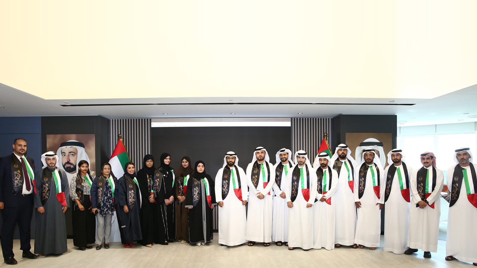 صورة بعنوان: هيئة تنفيذ المبادرات في الشارقة تحتفل باليوم الوطني الـ51  