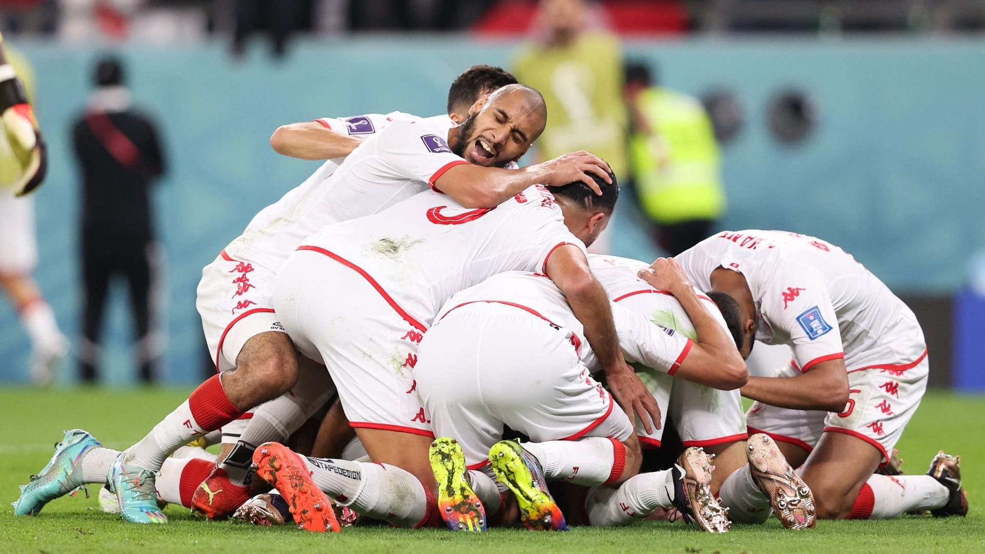 صورة بعنوان: تونس تودع المونديال بفوز تاريخي وأستراليا تتأهل للدور الثاني 