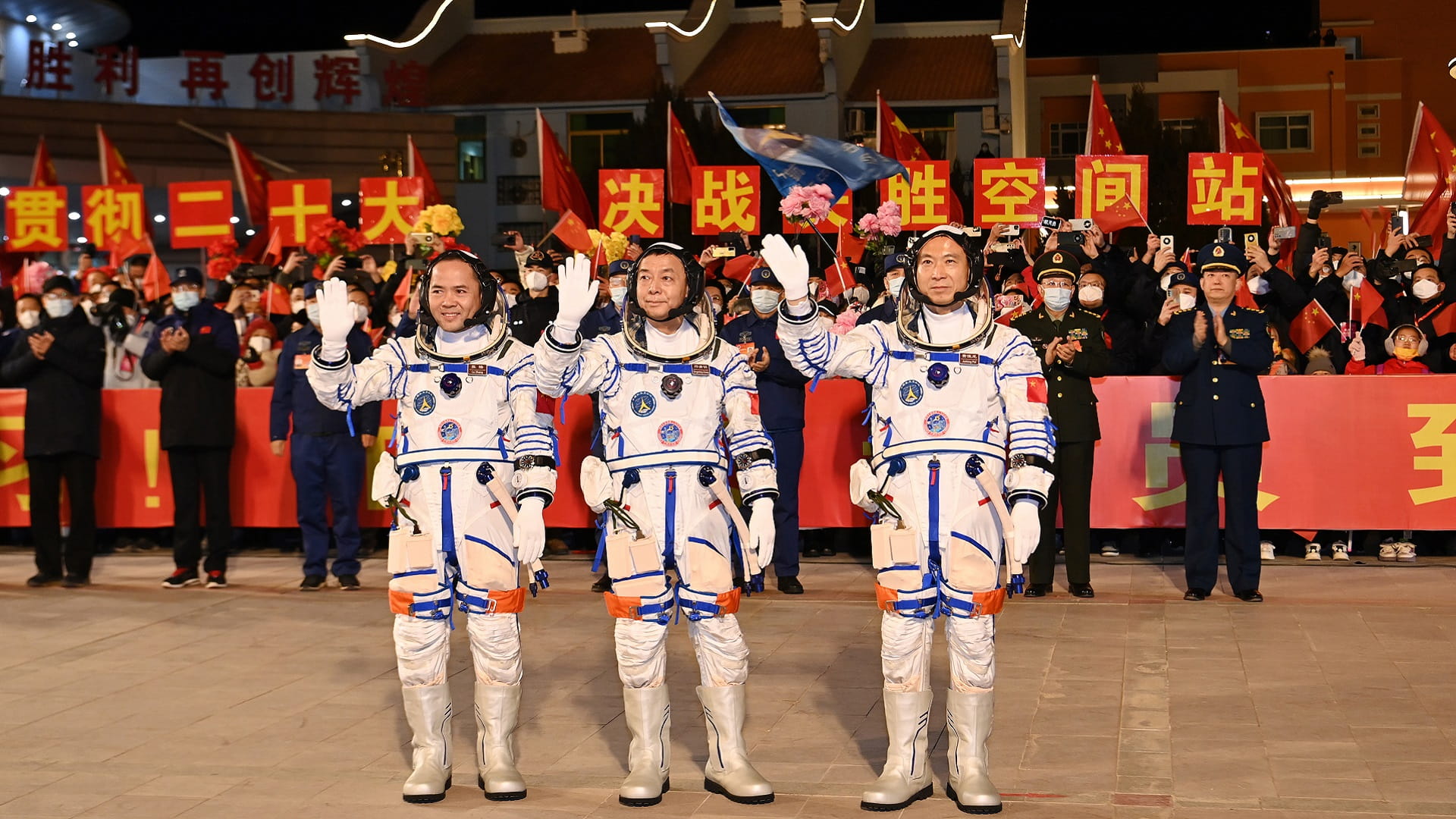 Image for the title: China astronauts reach Tiangong space station 