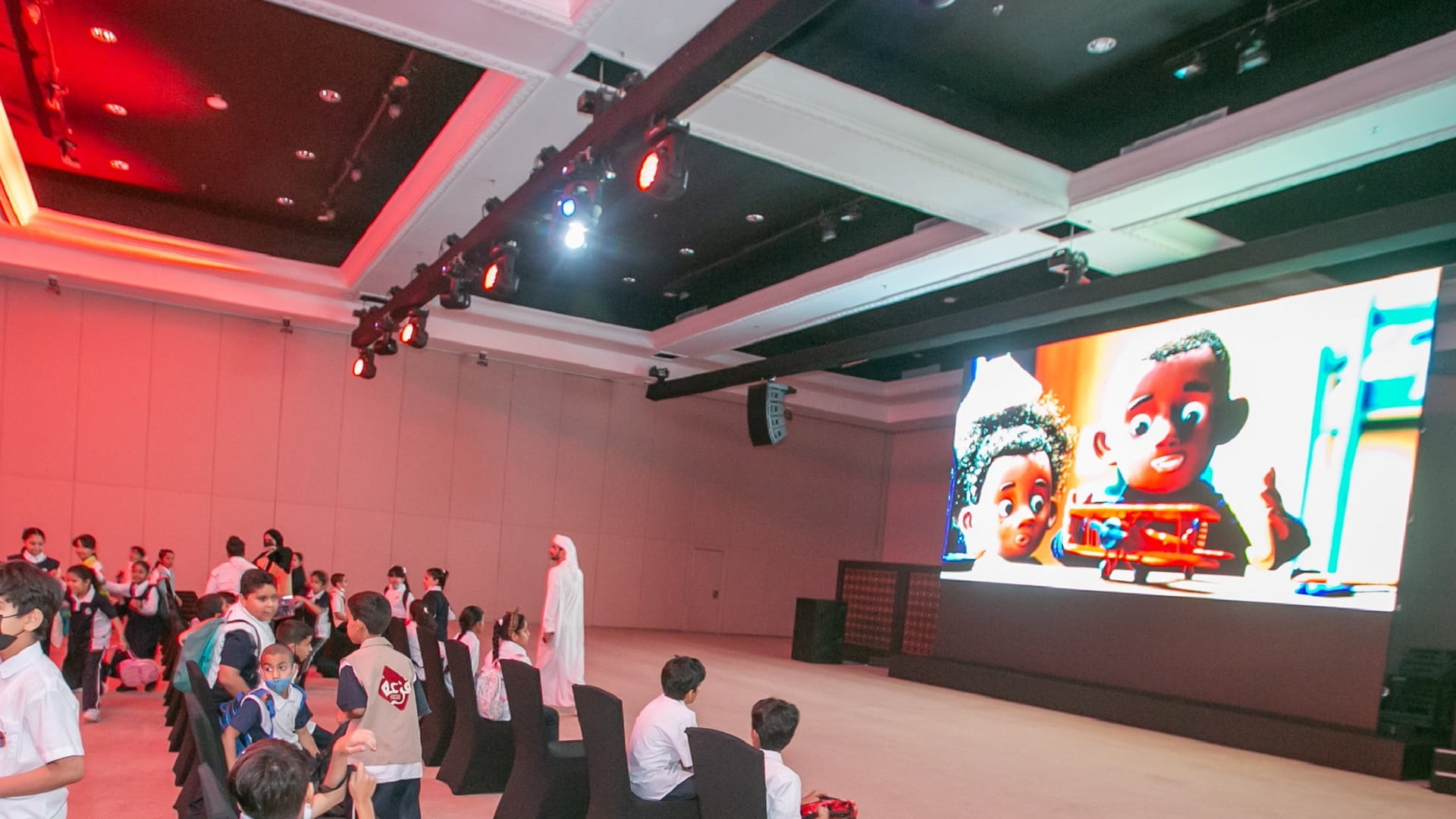 صورة بعنوان: 54 عرضاً تجذب طلاب المدارس في "السينمائي الدولي للأطفال والشباب" 