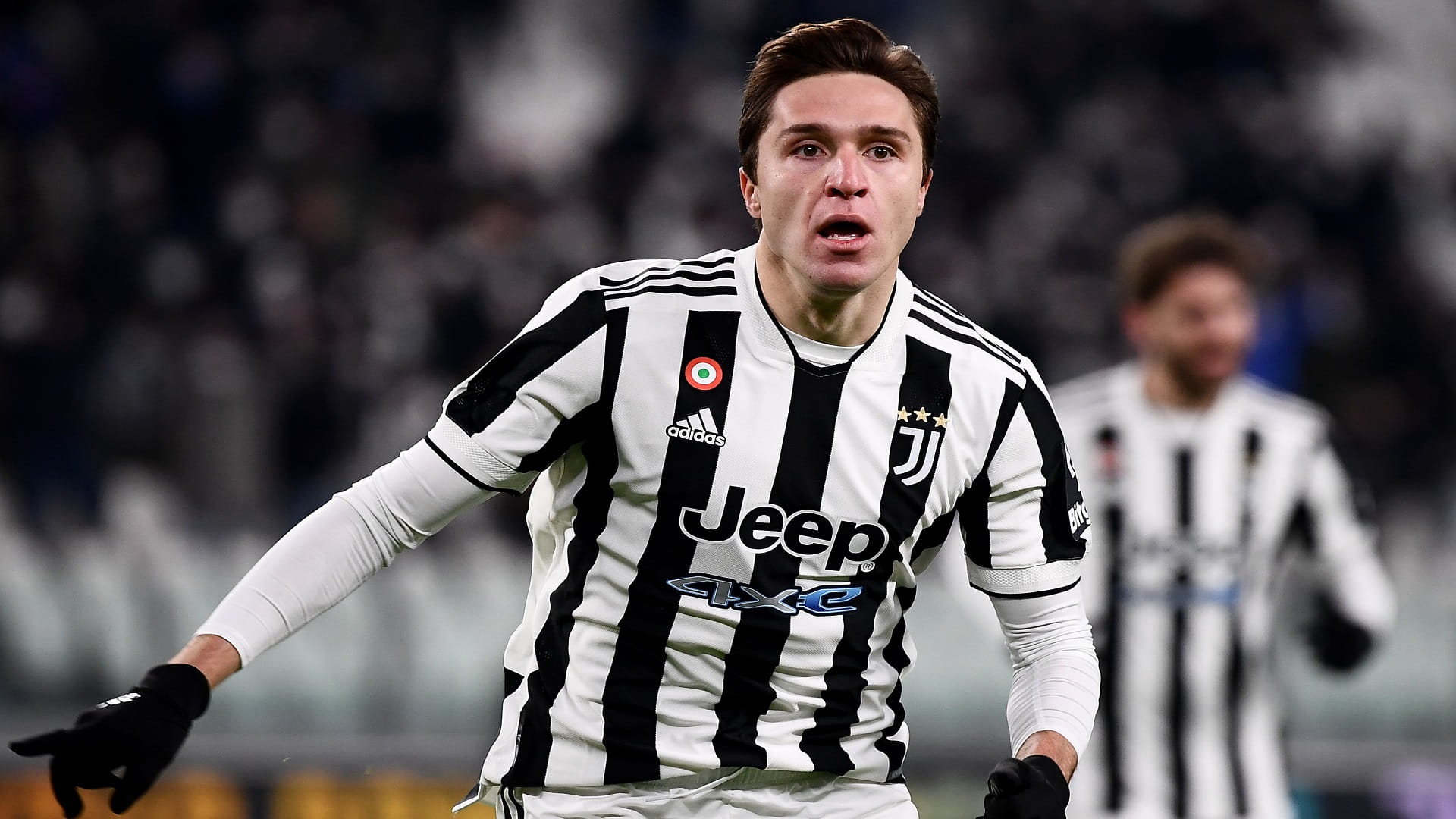 صورة بعنوان: نادي يوفنتوس الإيطالي يستعيد خدمات النجم كييزا 