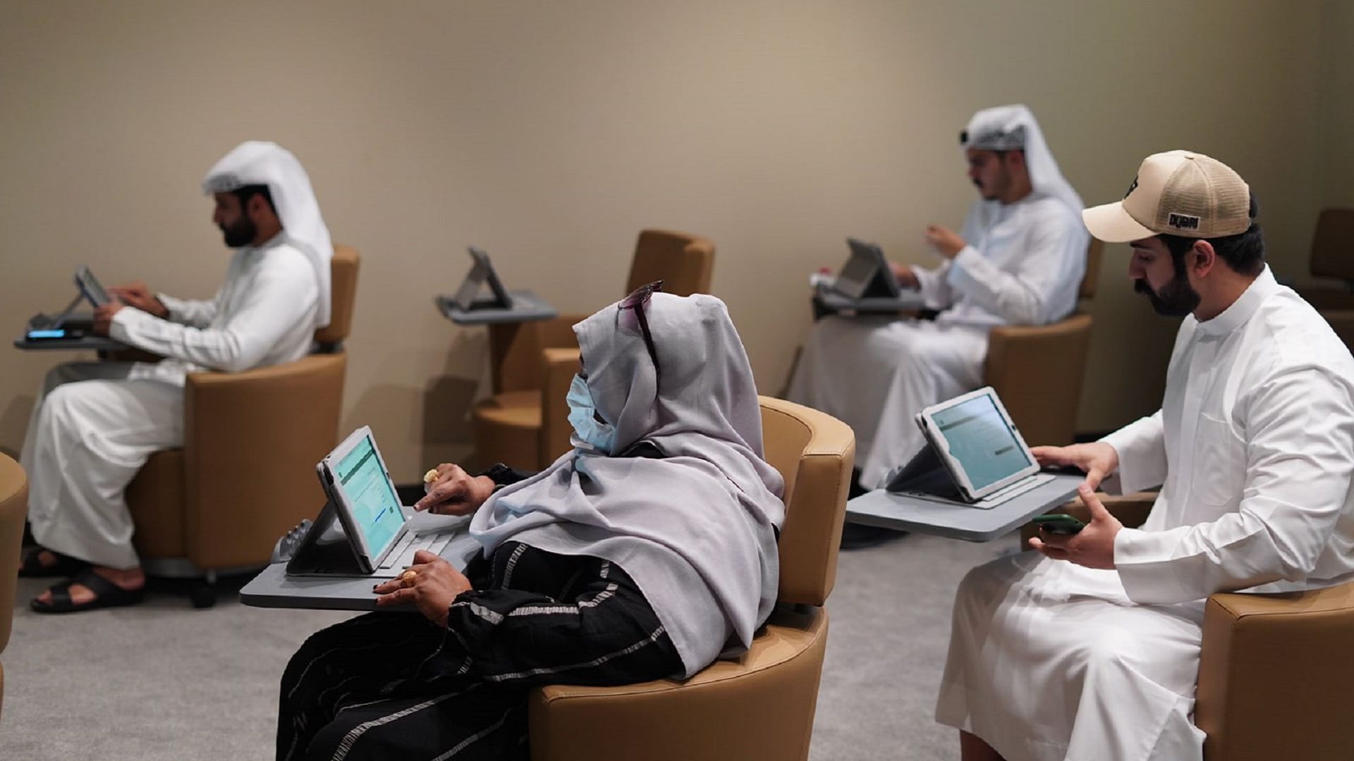 صورة بعنوان: 6500 متعاون من 40 جنسية يتقدمون للمشاركة في تعداد الشارقة 2022 