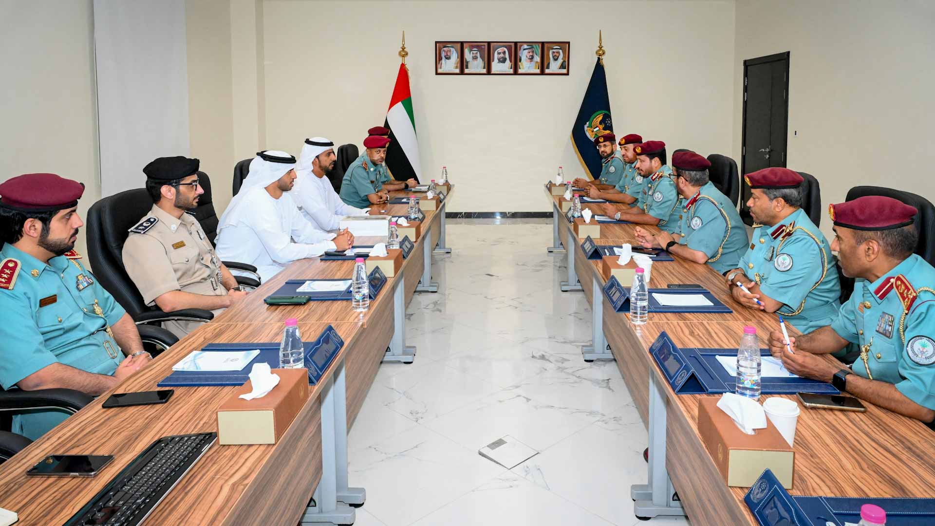 صورة بعنوان: شرطة الشارقة تطلع على التوجه الإستراتيجي لوزارة الداخلية 