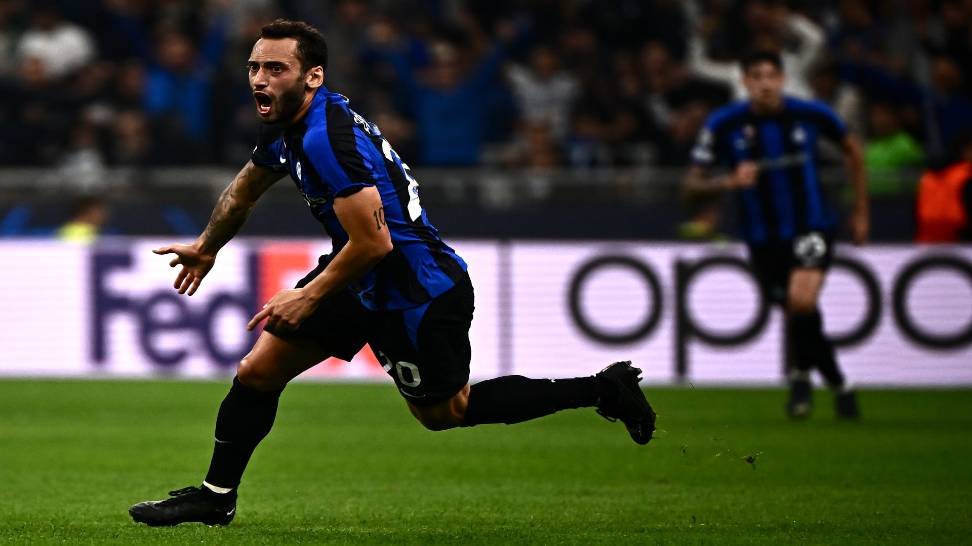 صورة بعنوان: بهدف دون رد.. إنتر ميلان يفوز على برشلونة في دوري أبطال أوروبا 