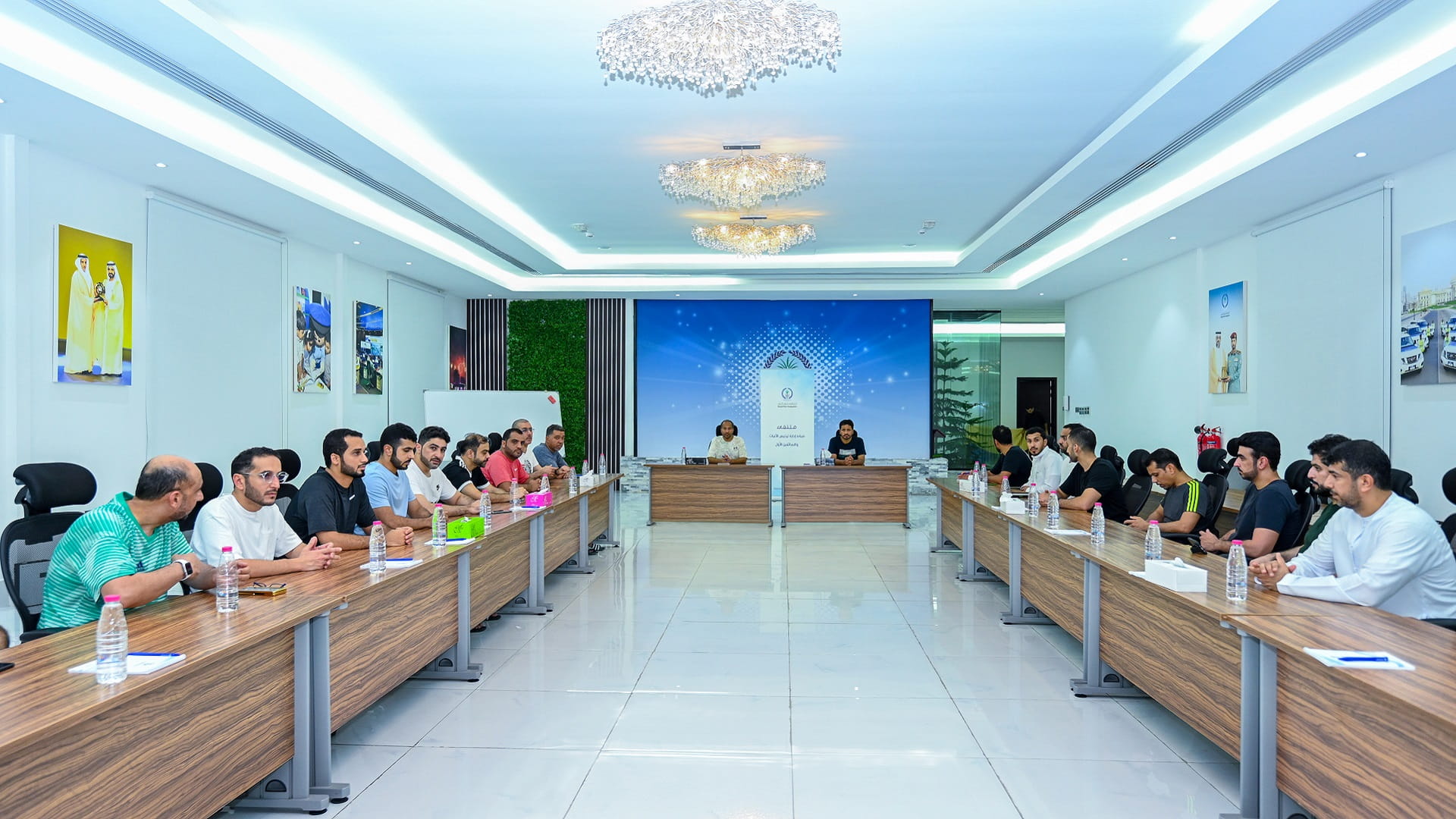 Image for the title: Al Shamsi attends Officers of Vehicles and Licensing Dept forum 